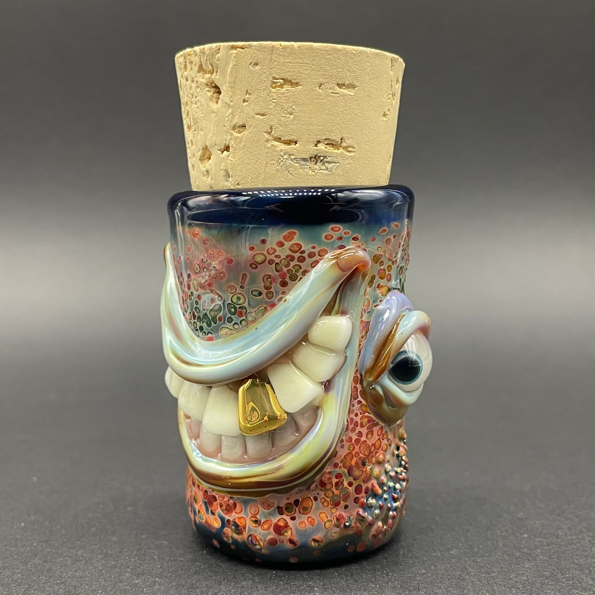 Side eye Cyclops Cork Jar by Leviathan Glass - artisan detail