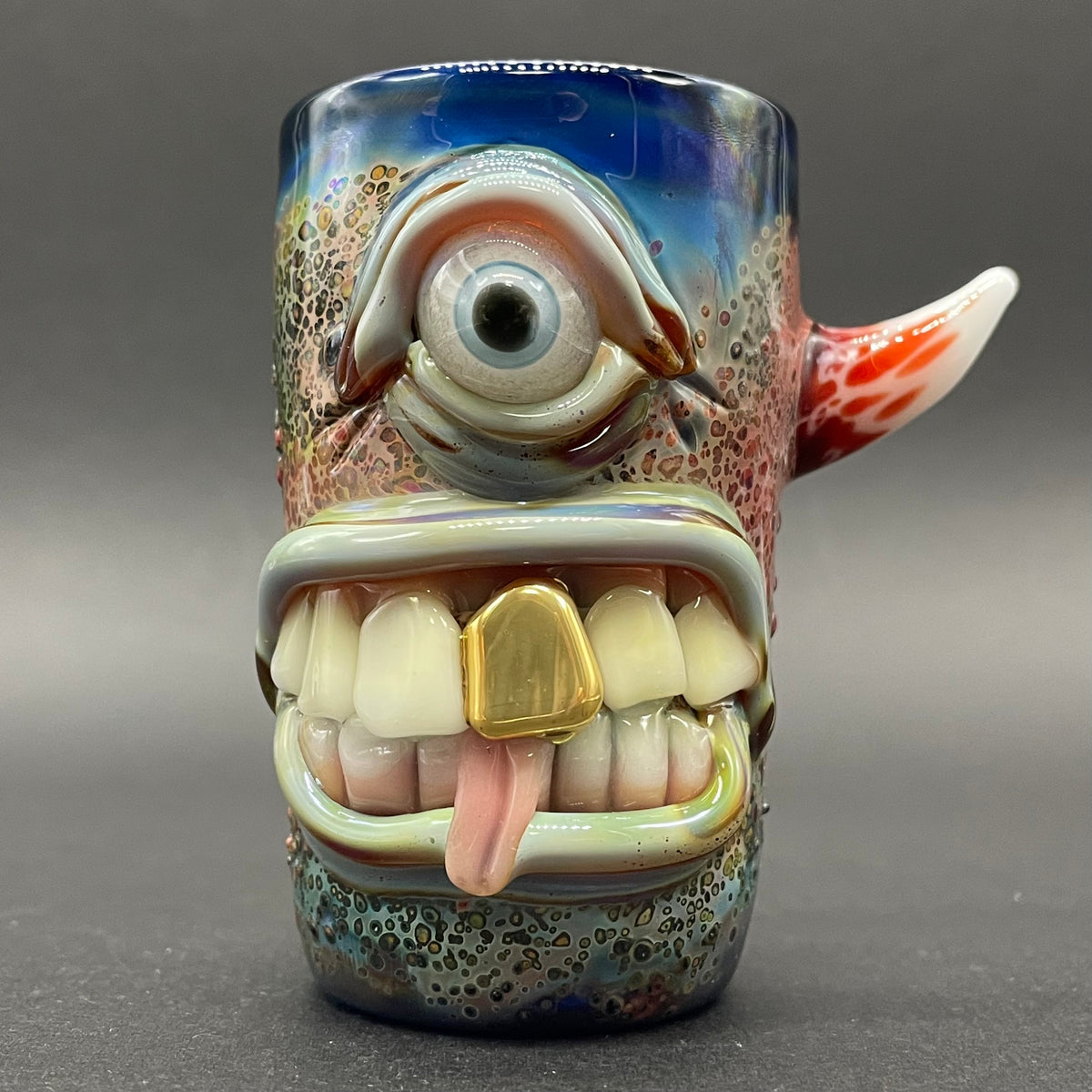 Cyclops shot glass detail view - premium glass art