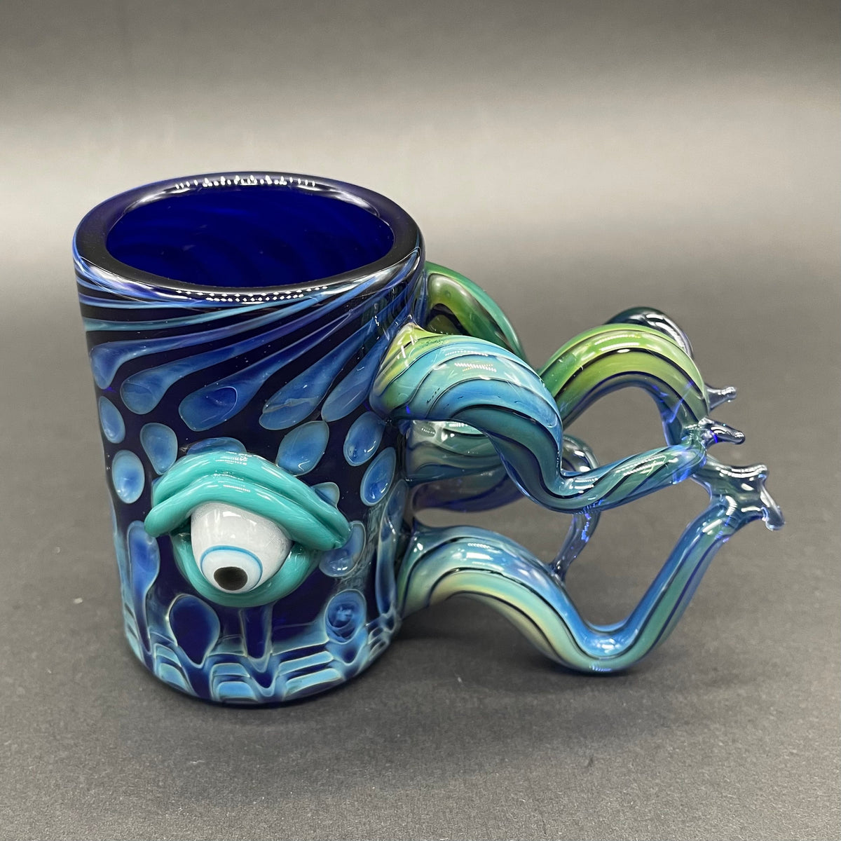 Artisan glass Leviathan shot glass - detailed craftsmanship