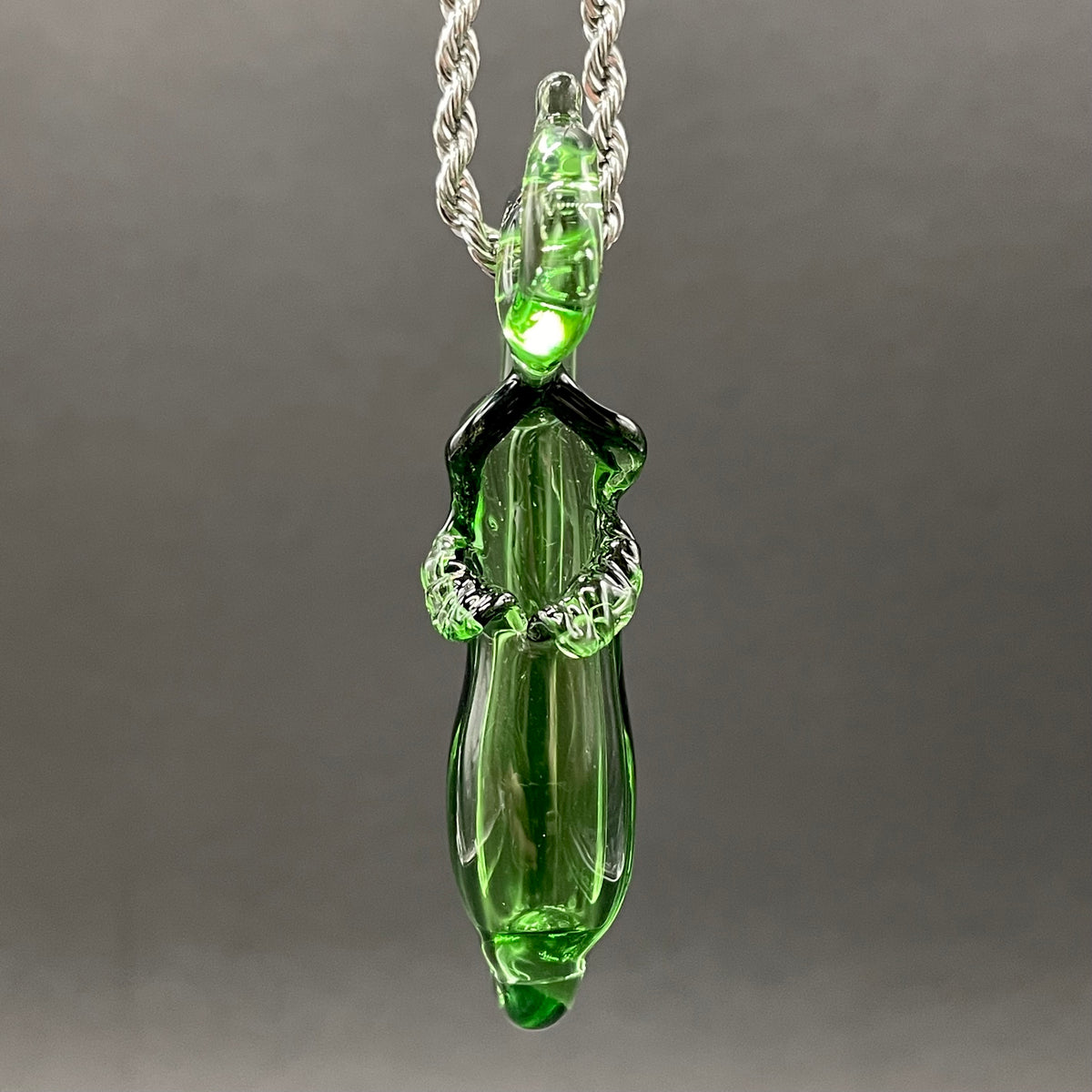 Pitcher plant pendant craftsmanship - artisan glass work