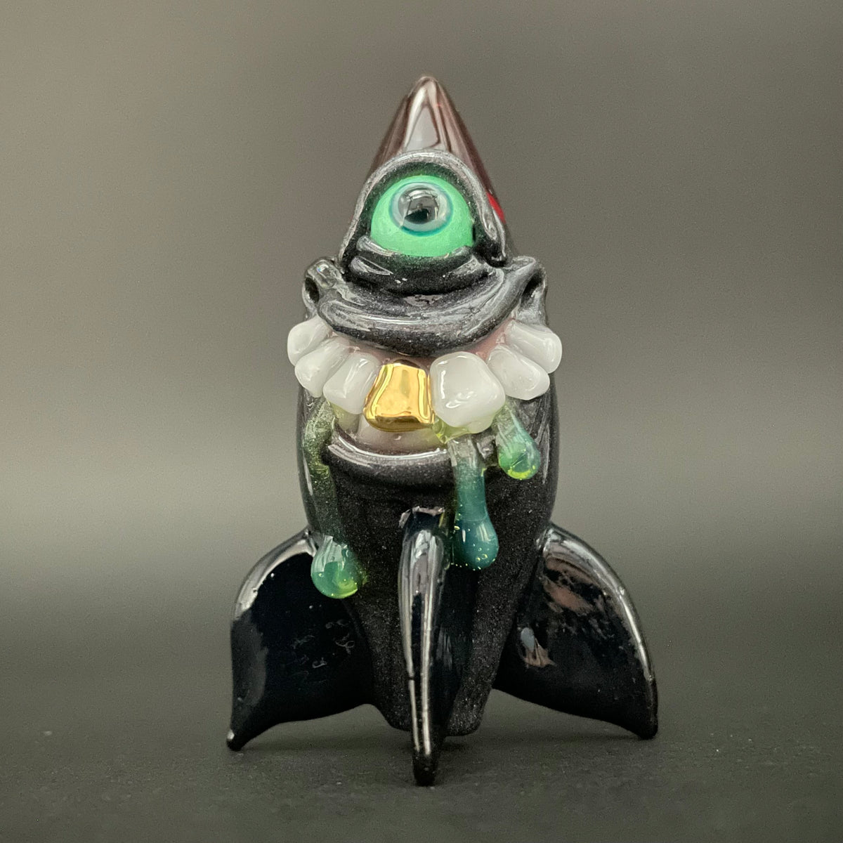 The president of boom land by Leviathan Glass - artisan detail