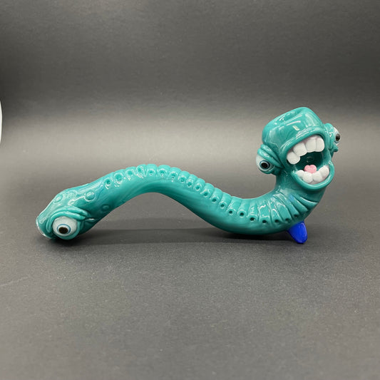 Screaming agua azule Gandalf detail view - premium glass art