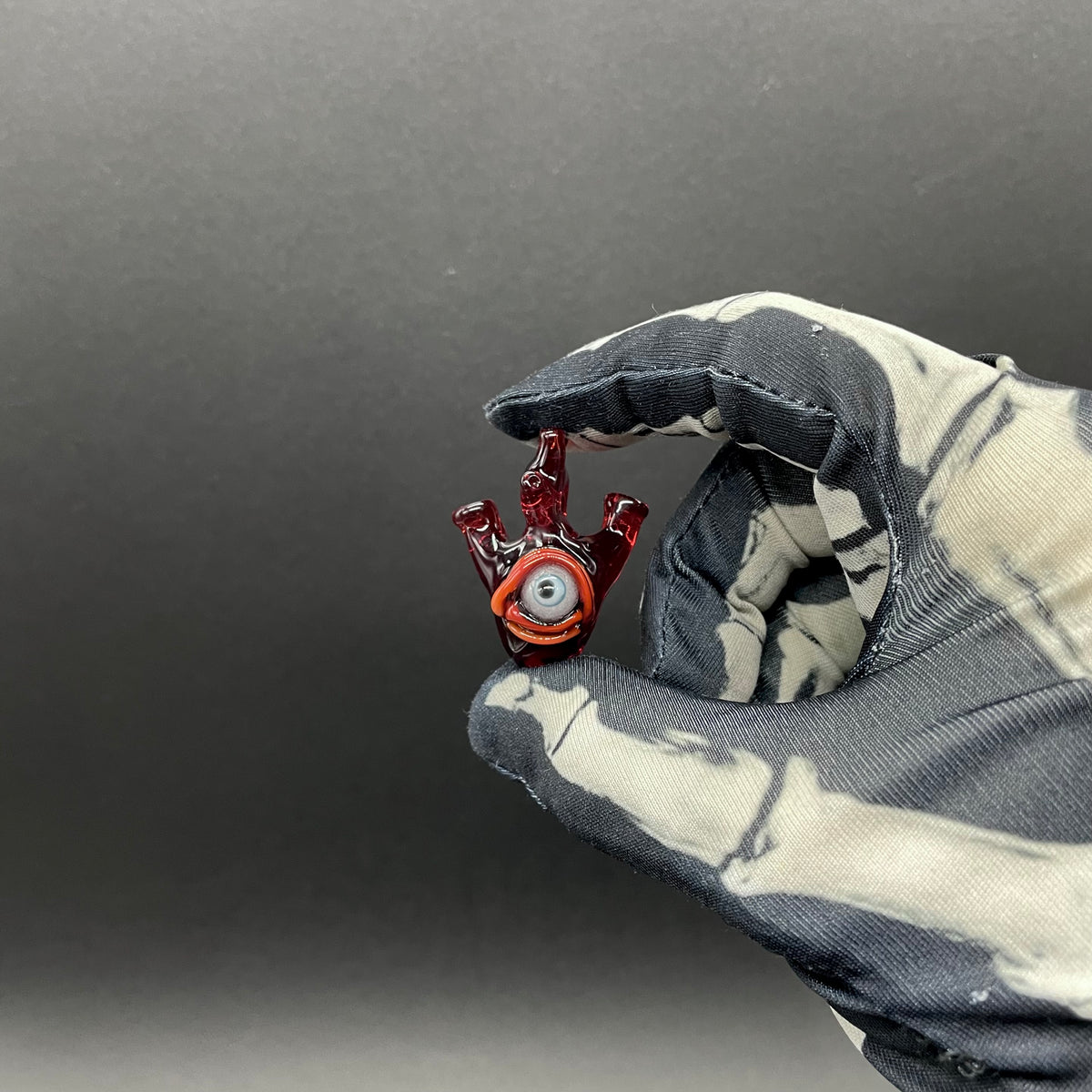 Anatomical cyclops heart pendant