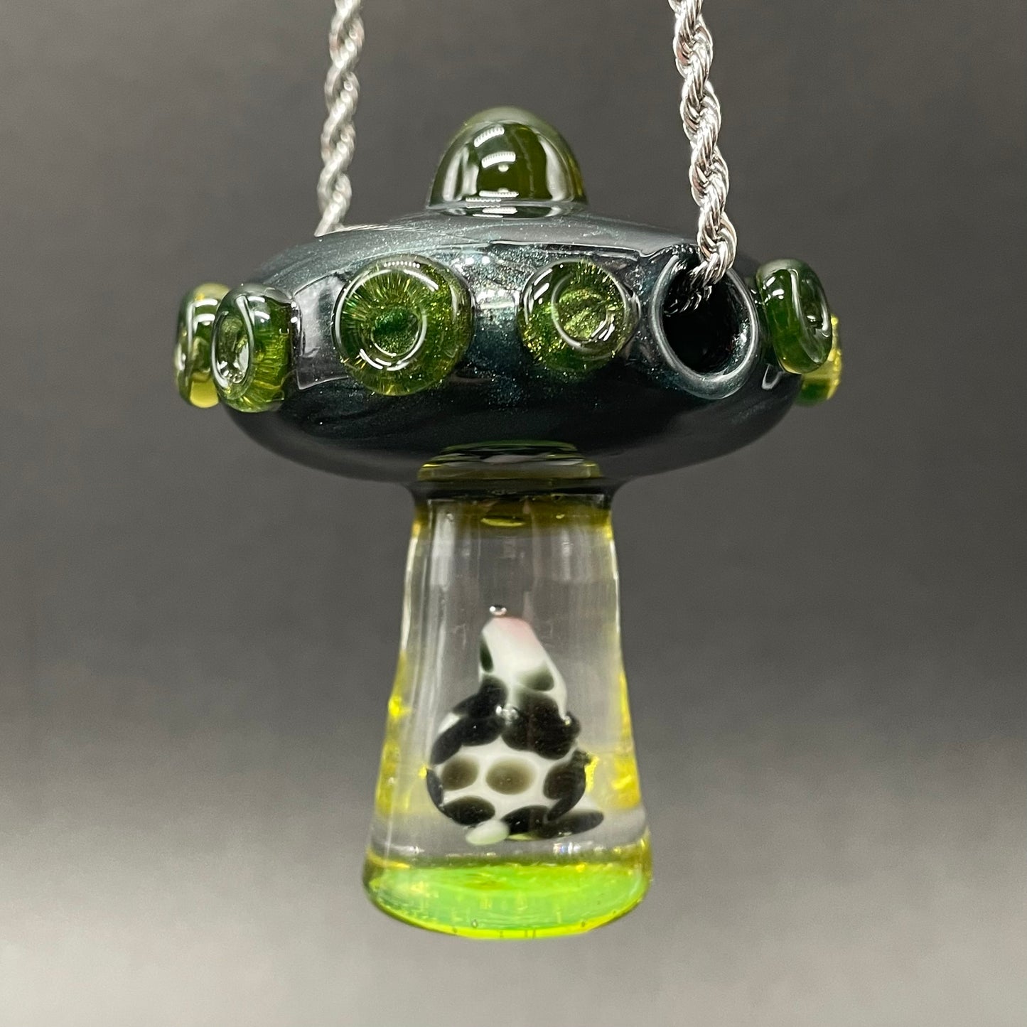 Alien abduction pendant (cow)