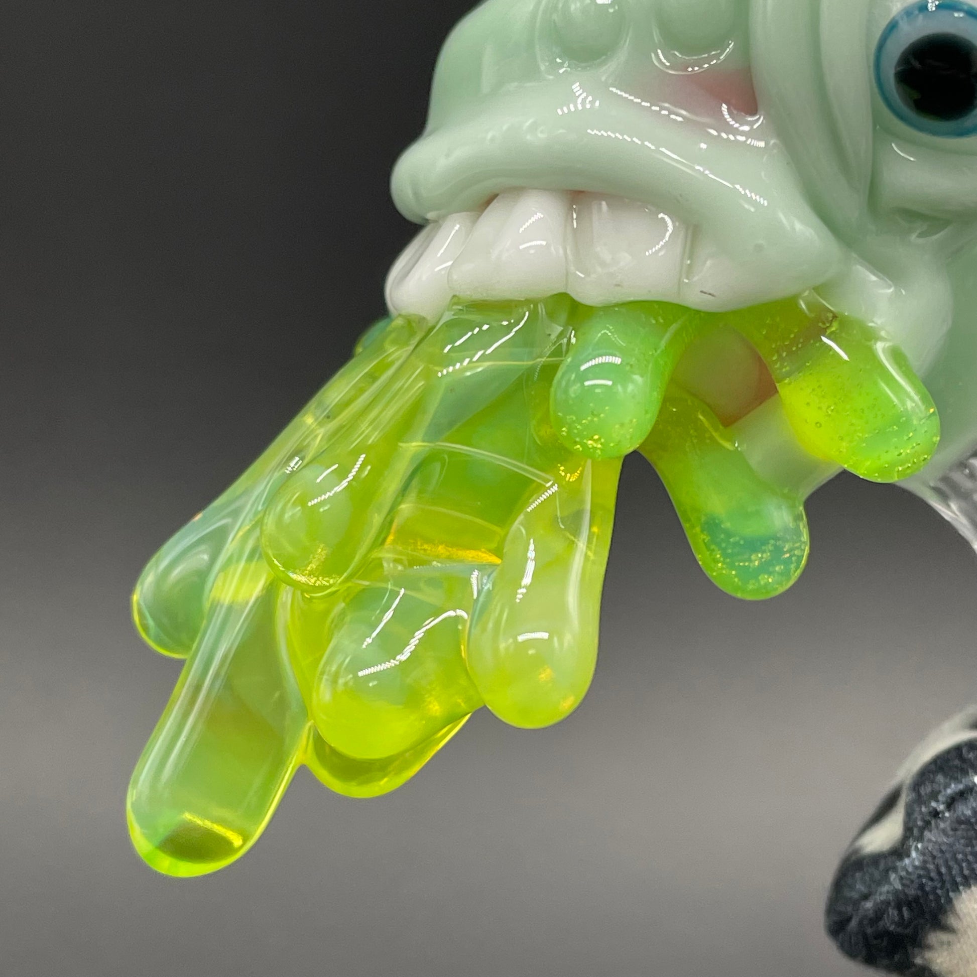 14mm 4 hole barf slide by Leviathan Glass - artisan detail