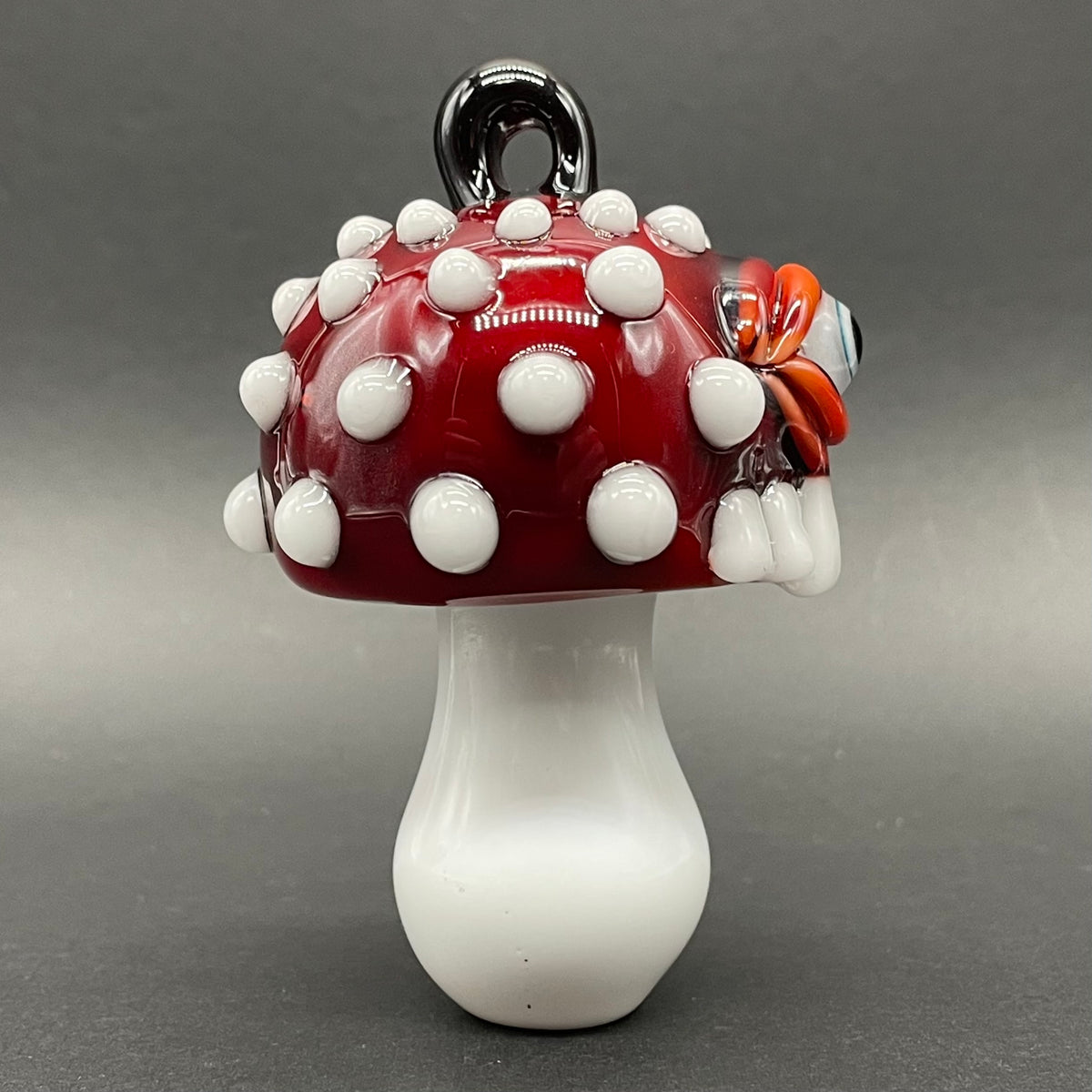 Cyclops mushroom ornament by Leviathan Glass - artisan detail