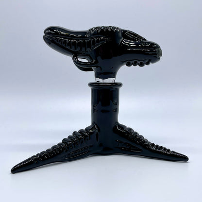 Close-up of 18mm xenomorph slide with stand - handcrafted glass