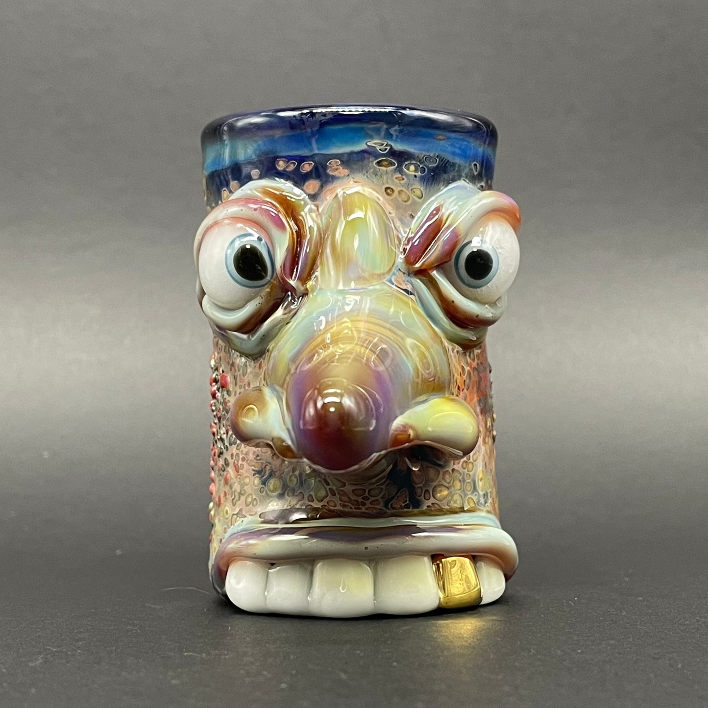 Artisan glass Shnoz shot glass - detailed craftsmanship