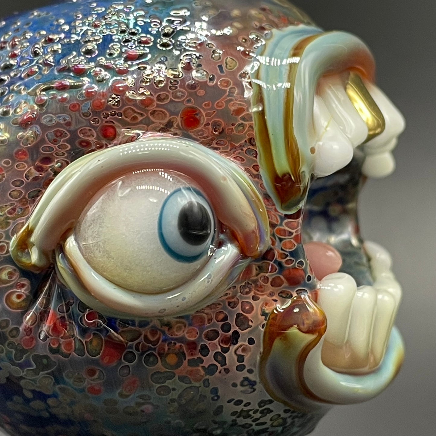 Premium Screaming cyclops ornament - collectible glass art