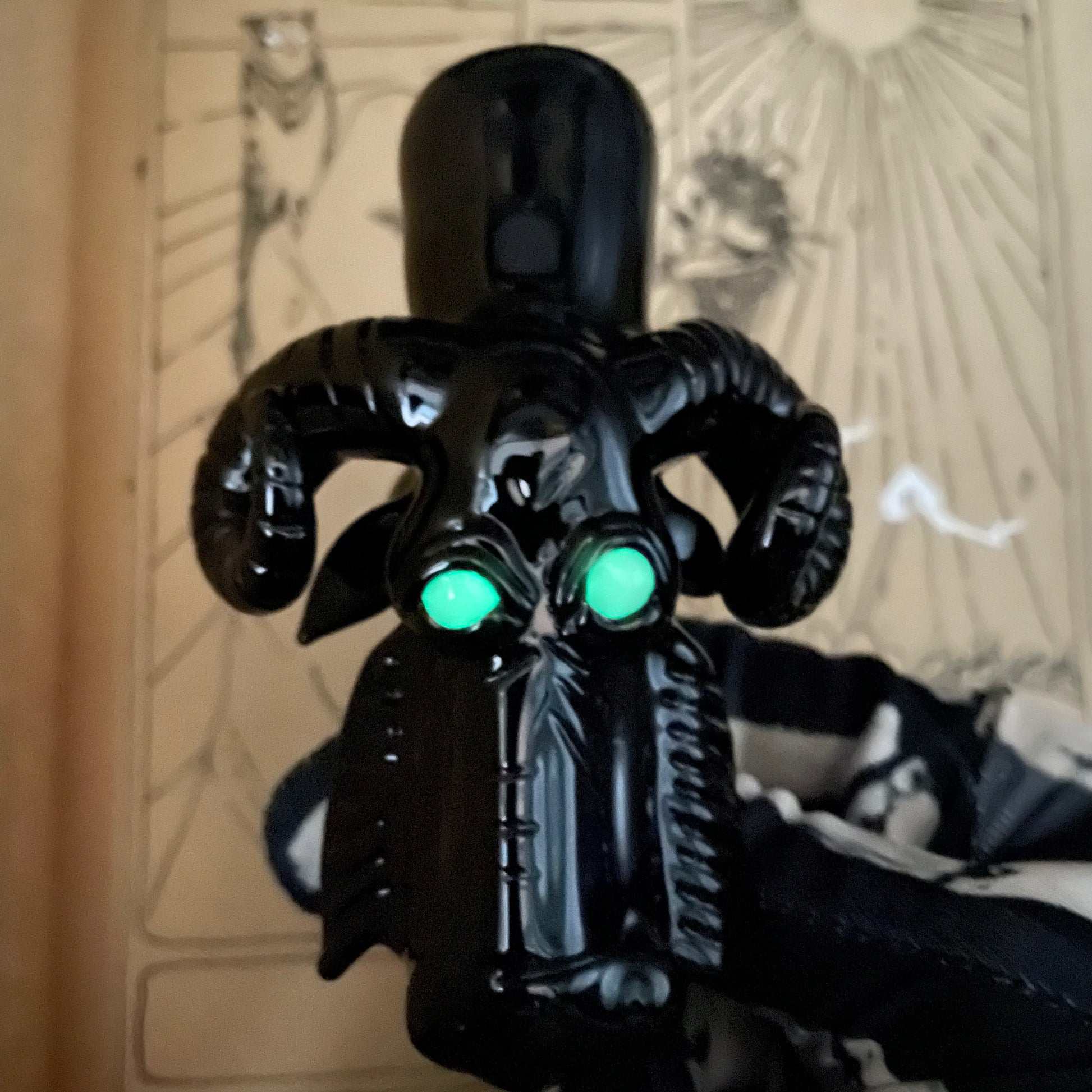 18mm black Philip dry catch craftsmanship - artisan glass work