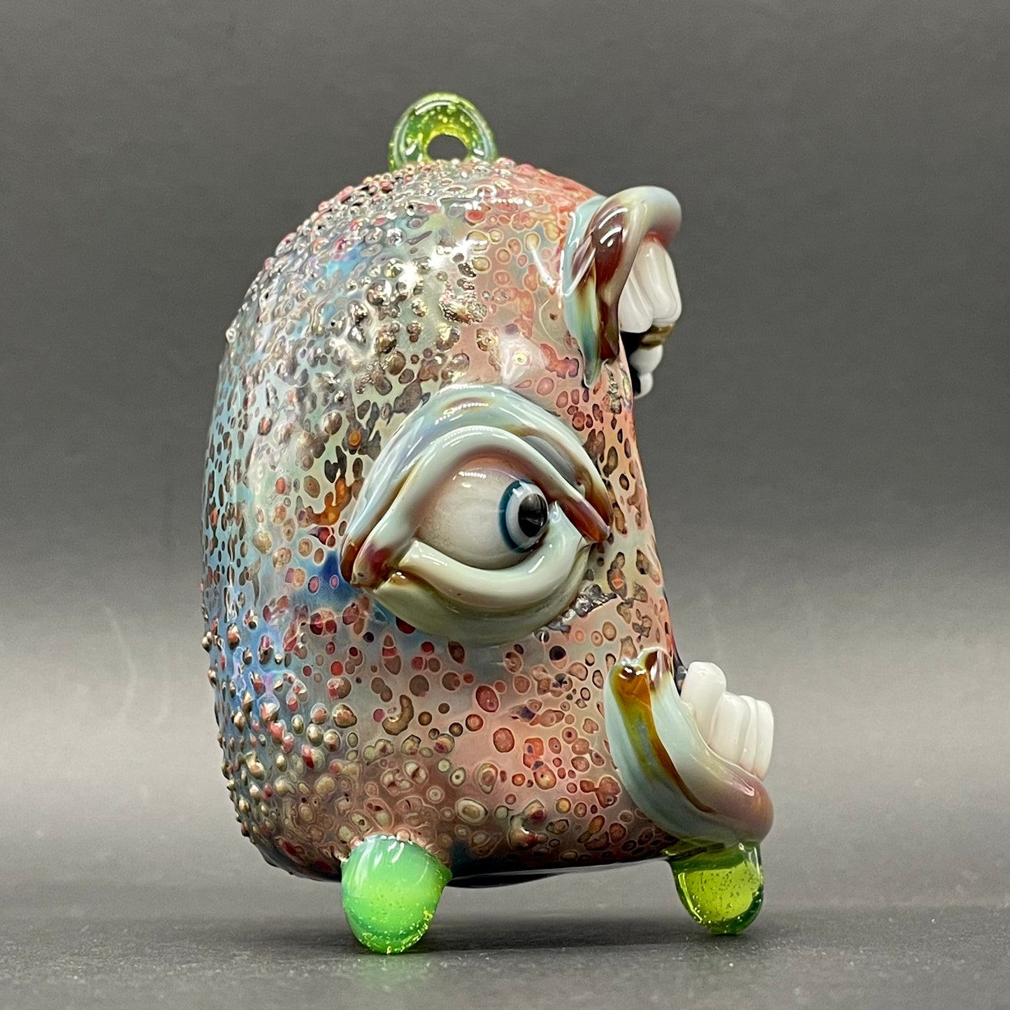 Screaming incense burner