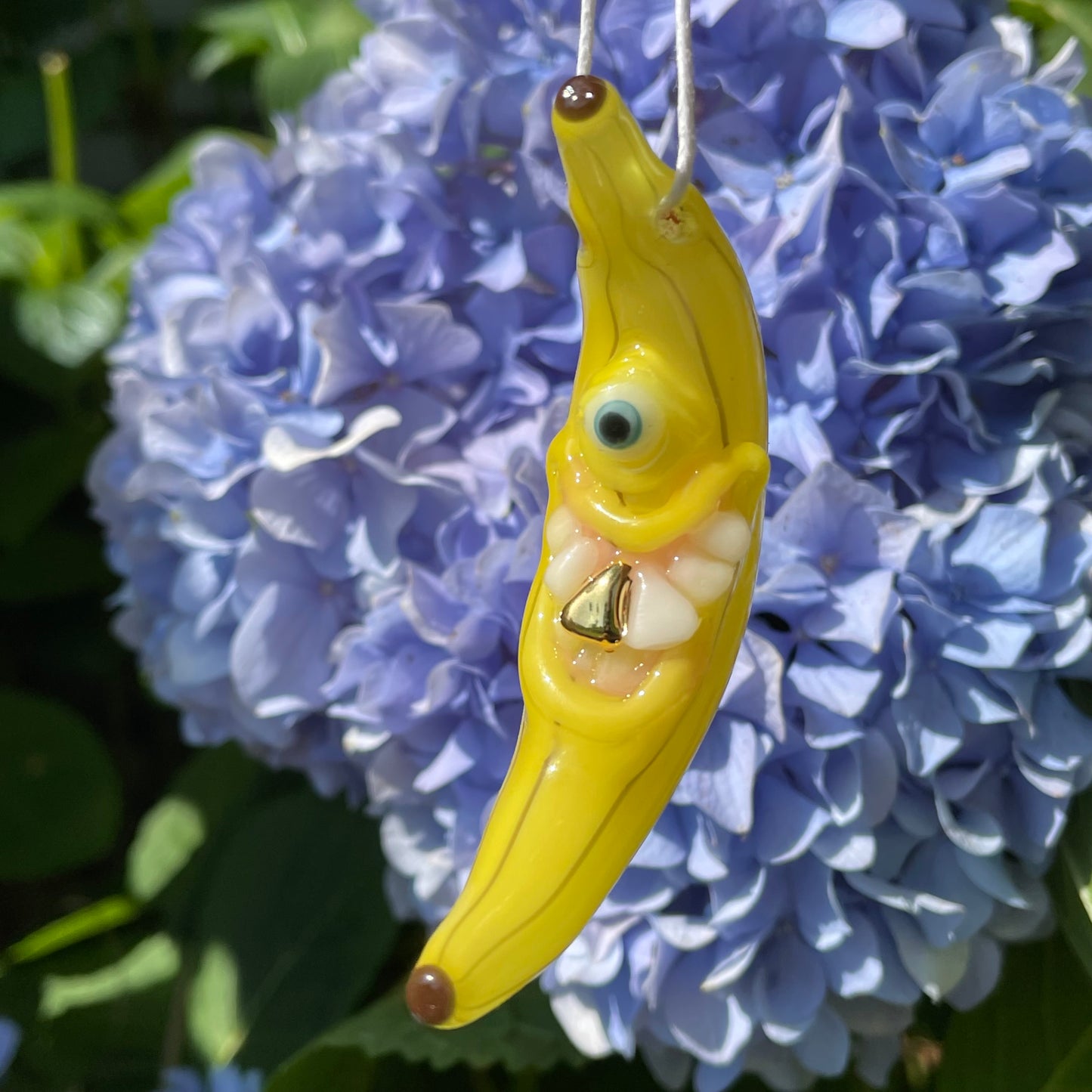 Hand-blown Banana pendant - Leviathan Glass original
