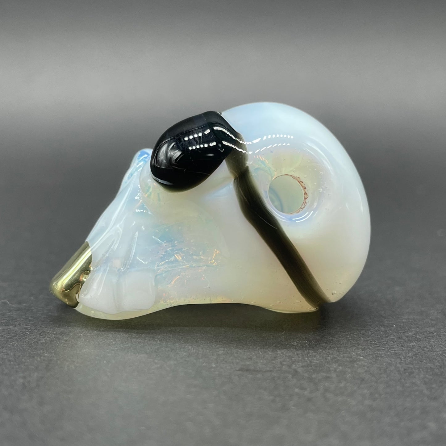 Premium one eyed Willie skull pendant - collectible glass art