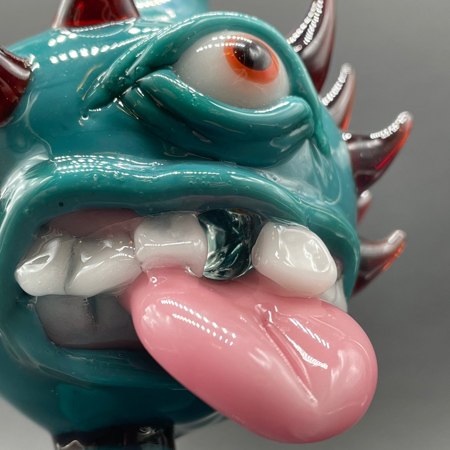 Tongue downdraft incense burner by Leviathan Glass - artisan detail