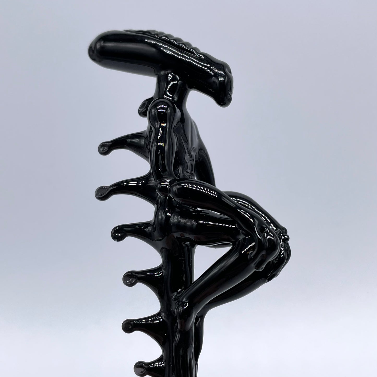 Xenomorph sculpture craftsmanship - artisan glass work