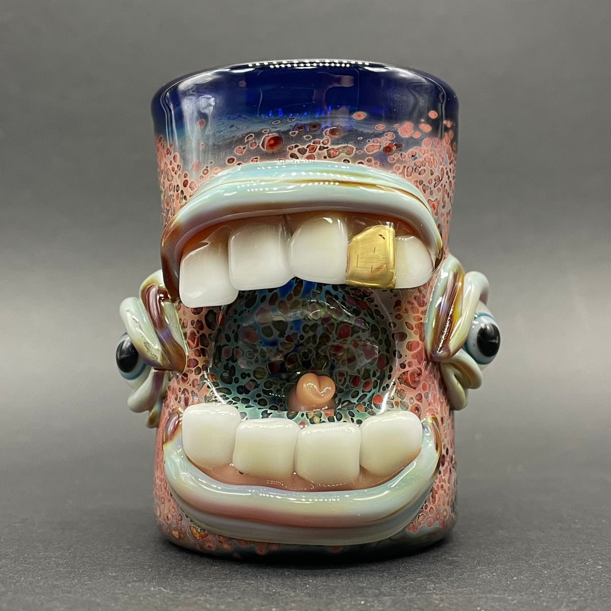 Screaming shot glass craftsmanship - artisan glass work