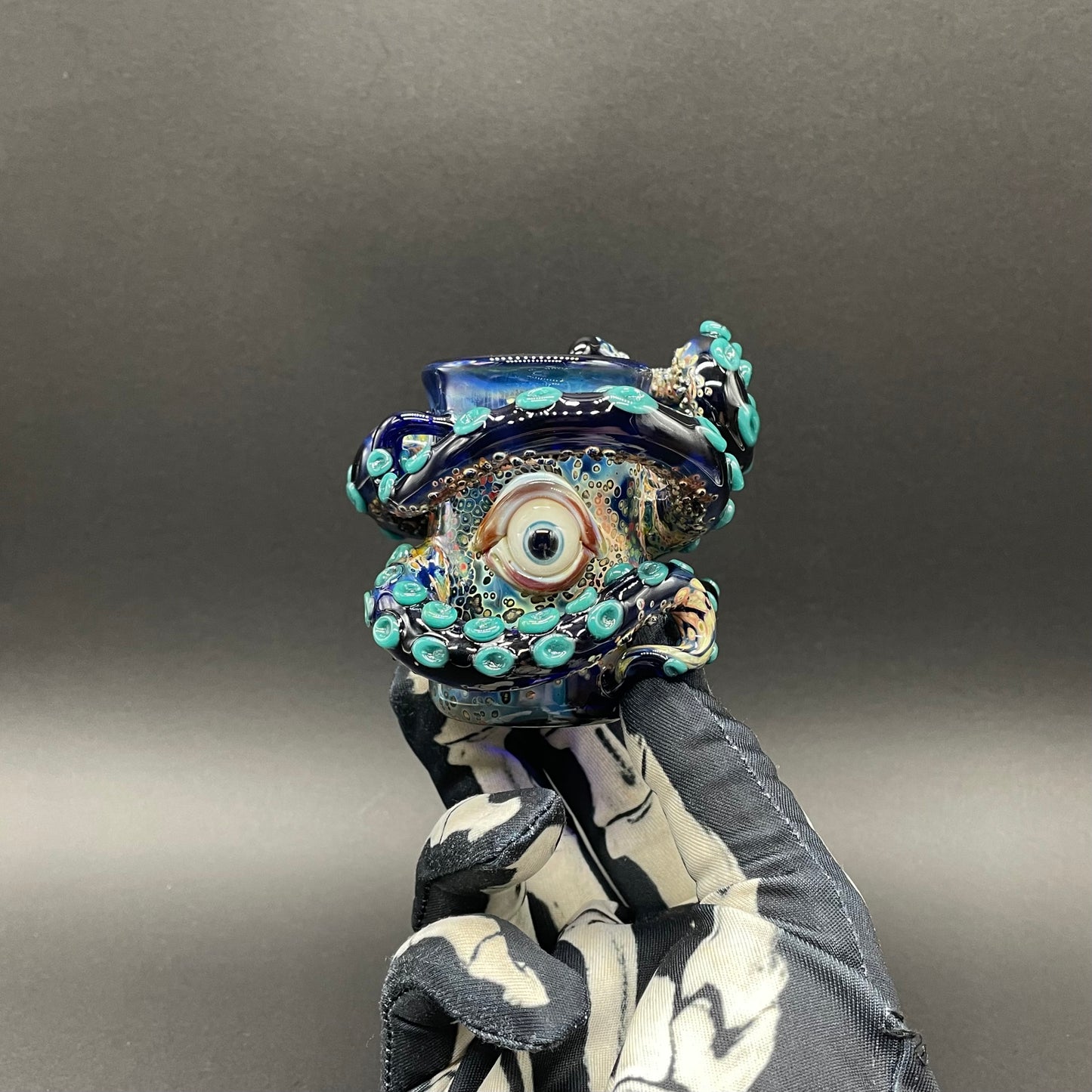 Leviathan wrapped tentacle shot glass by Leviathan Glass - artisan detail