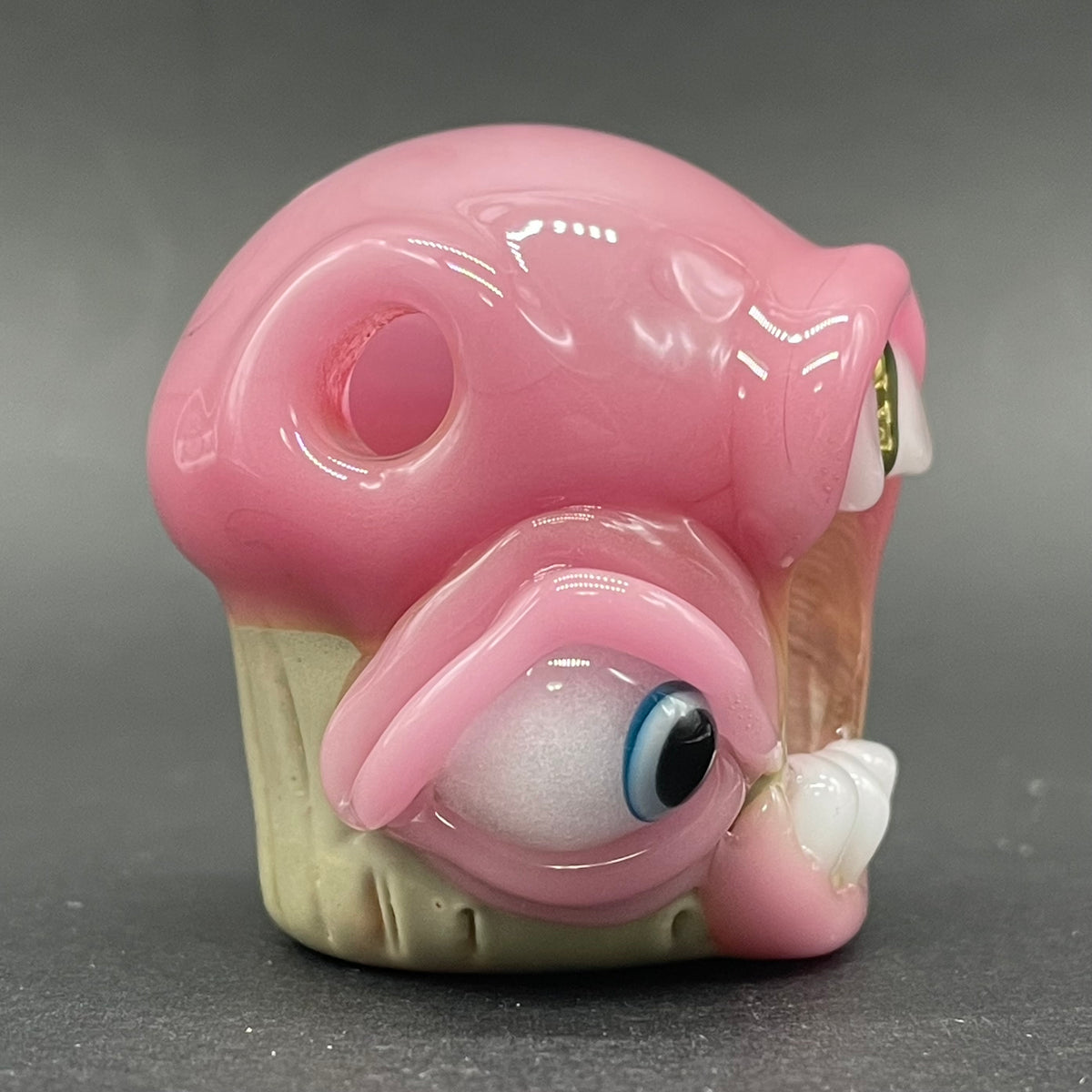 Premium Cupcake pendant - collectible glass art