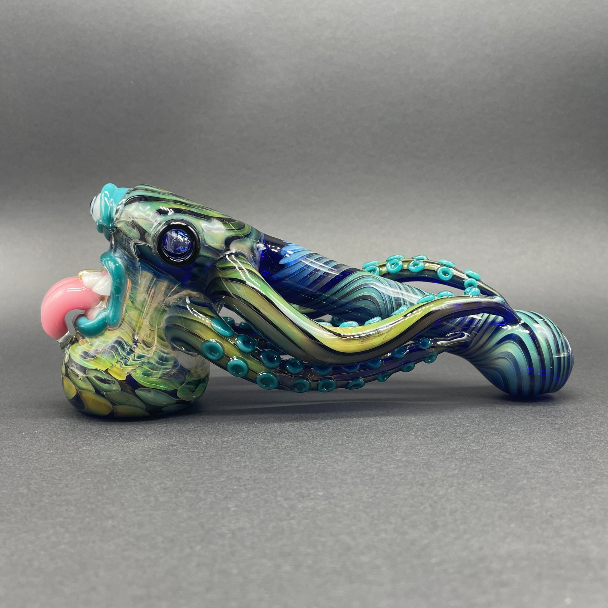 Tentacle tongue bubbler craftsmanship - artisan glass work