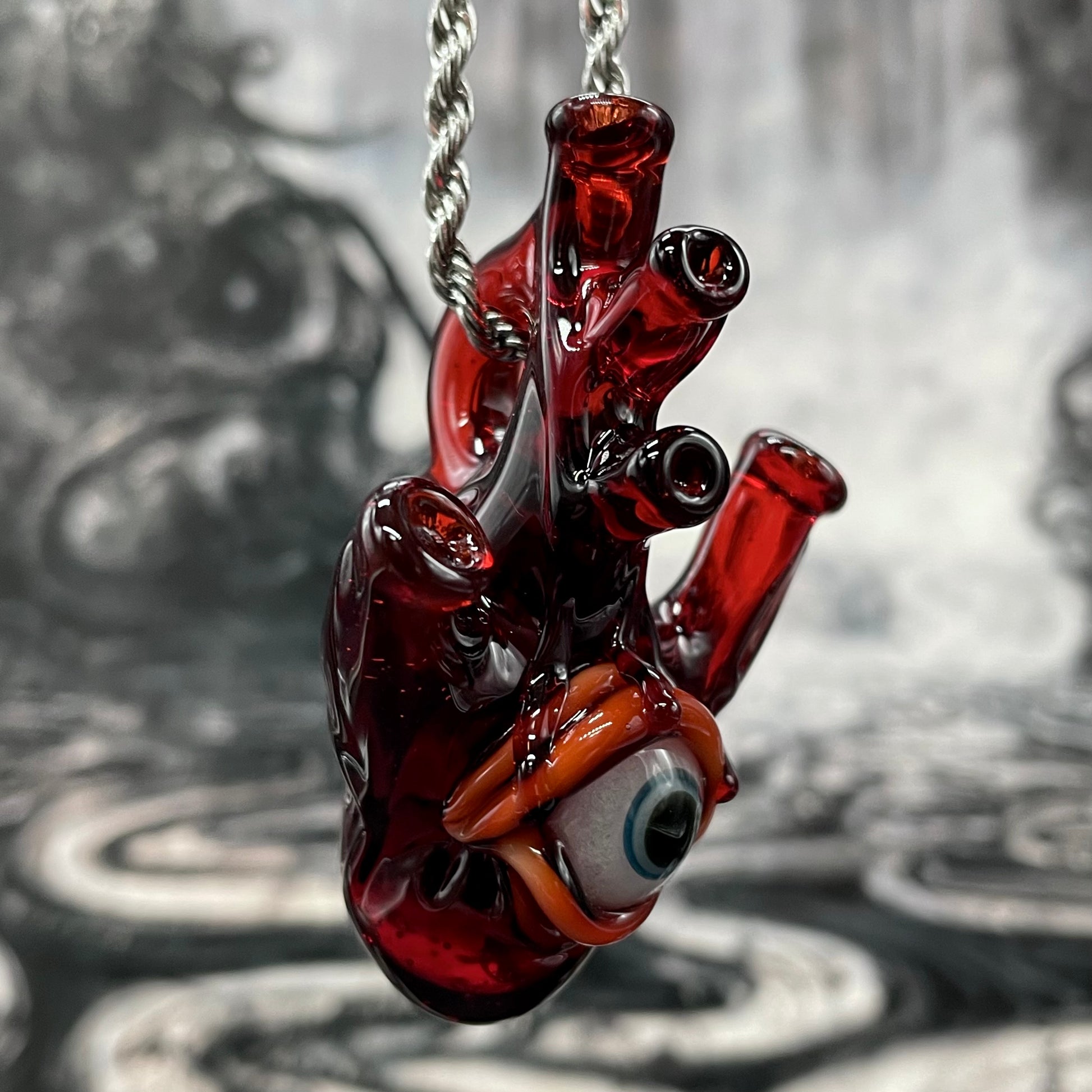 Anatomical cyclops heart pendant craftsmanship - artisan glass work