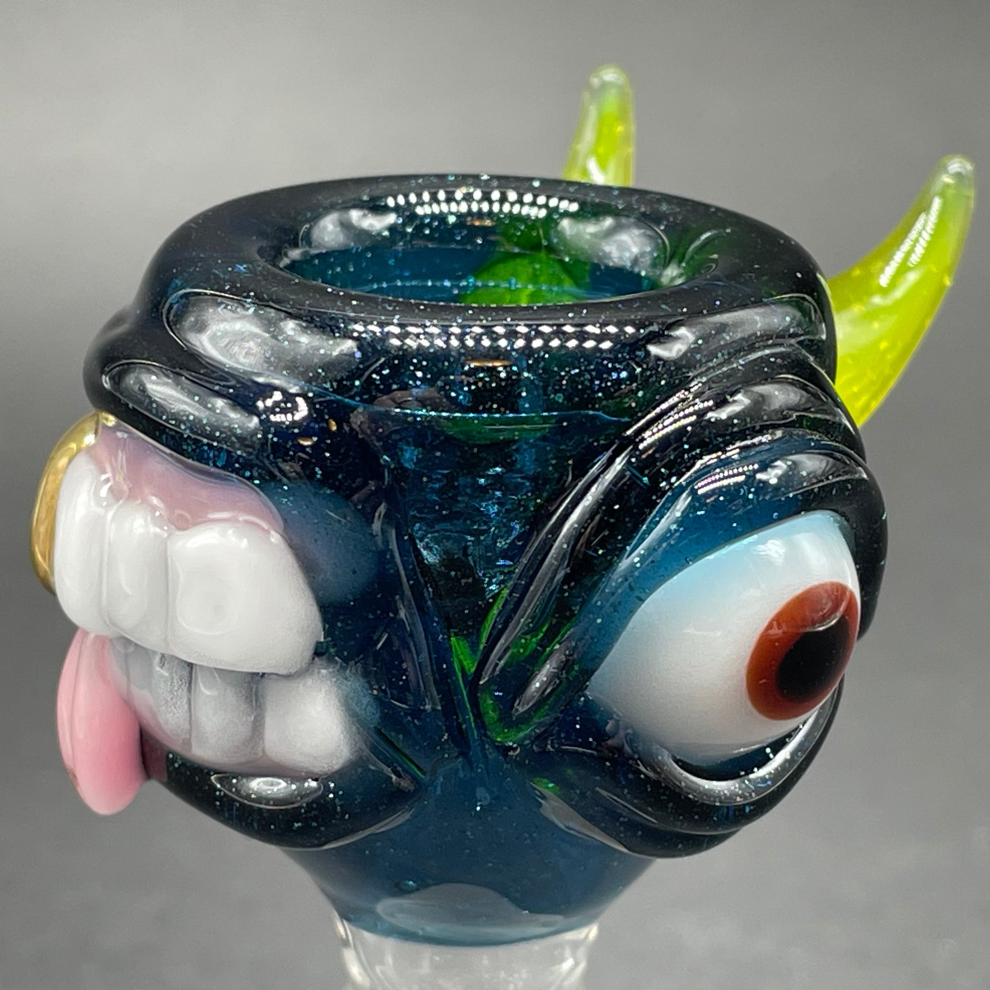 14mm heavy stardust slide detail view - premium glass art