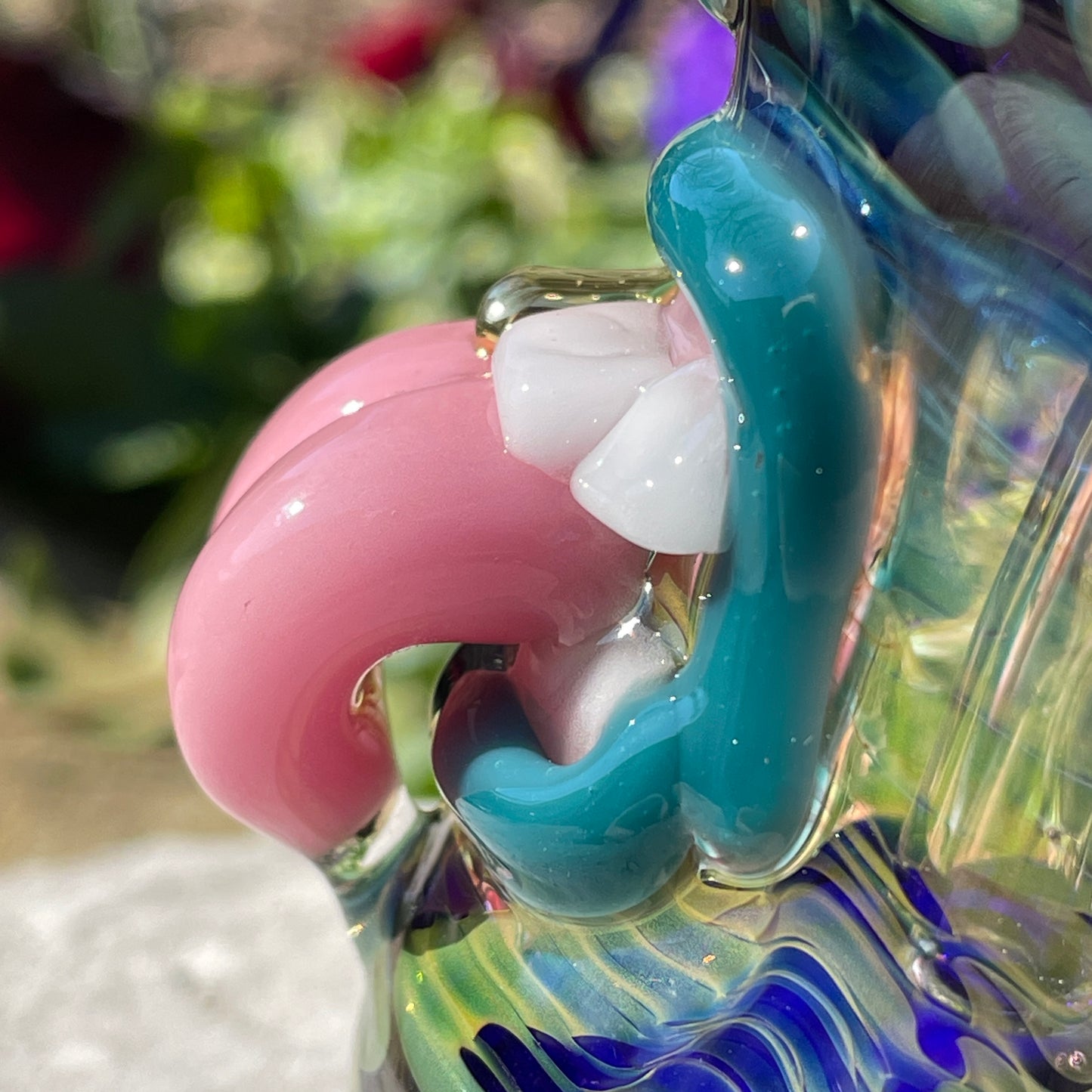 Artisan glass Tentacle tongue bubbler - detailed craftsmanship