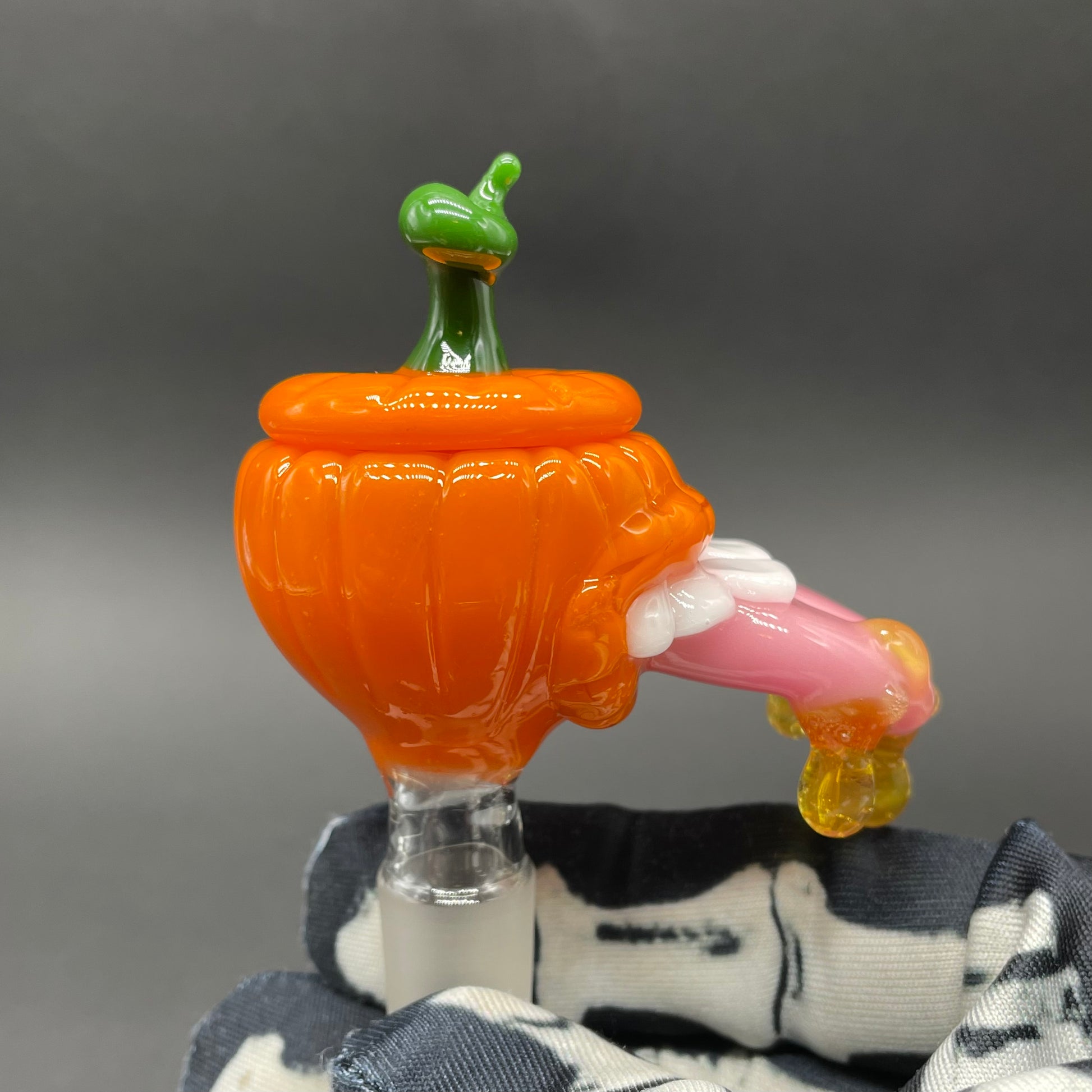 14mm drooling tongue slide craftsmanship - artisan glass work