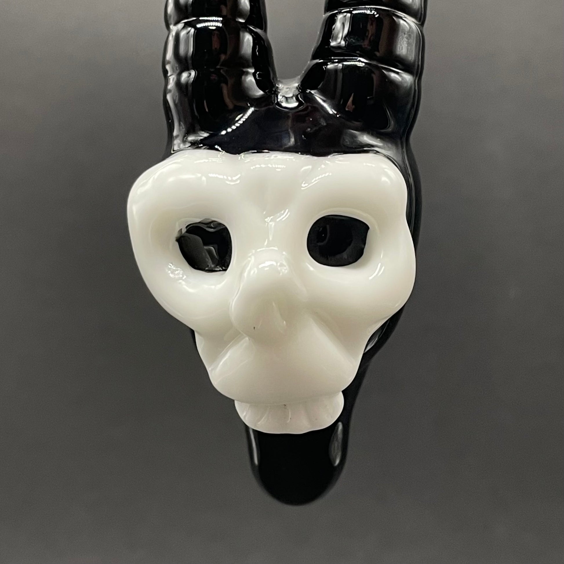 evil elf pendant craftsmanship - artisan glass work