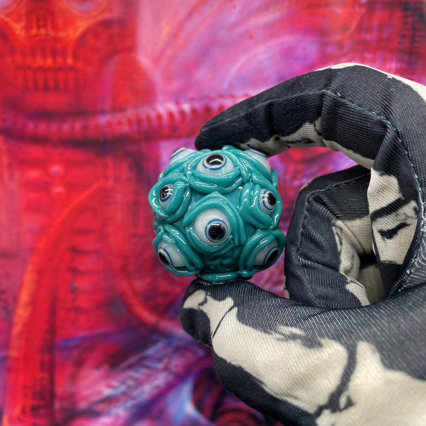 Agua azule Argus pendant by Leviathan Glass - artisan detail