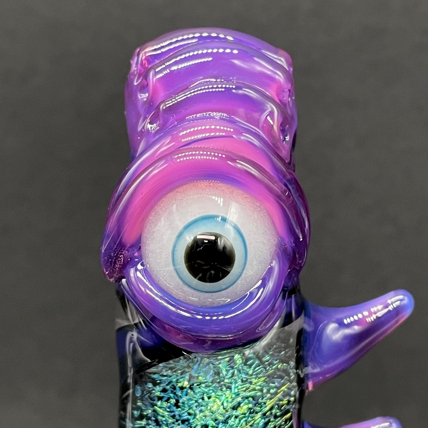 Artisan glass Royal jelly dichroic cyclops pendant - detailed craftsmanship