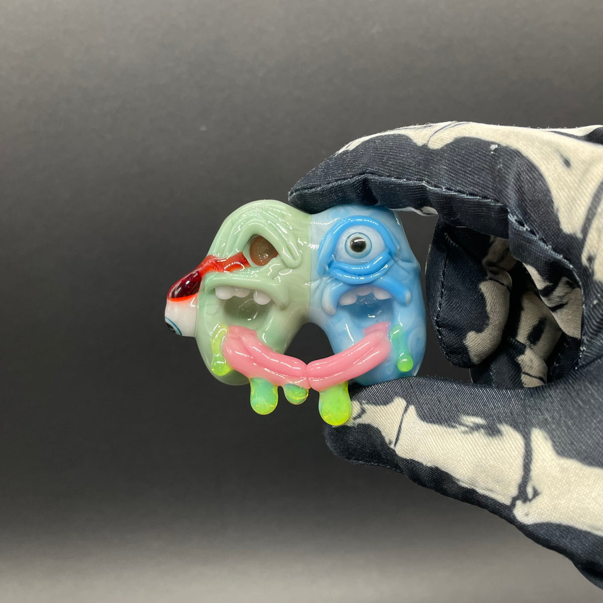 Hand-blown Two headaches are better than one - Leviathan Glass original