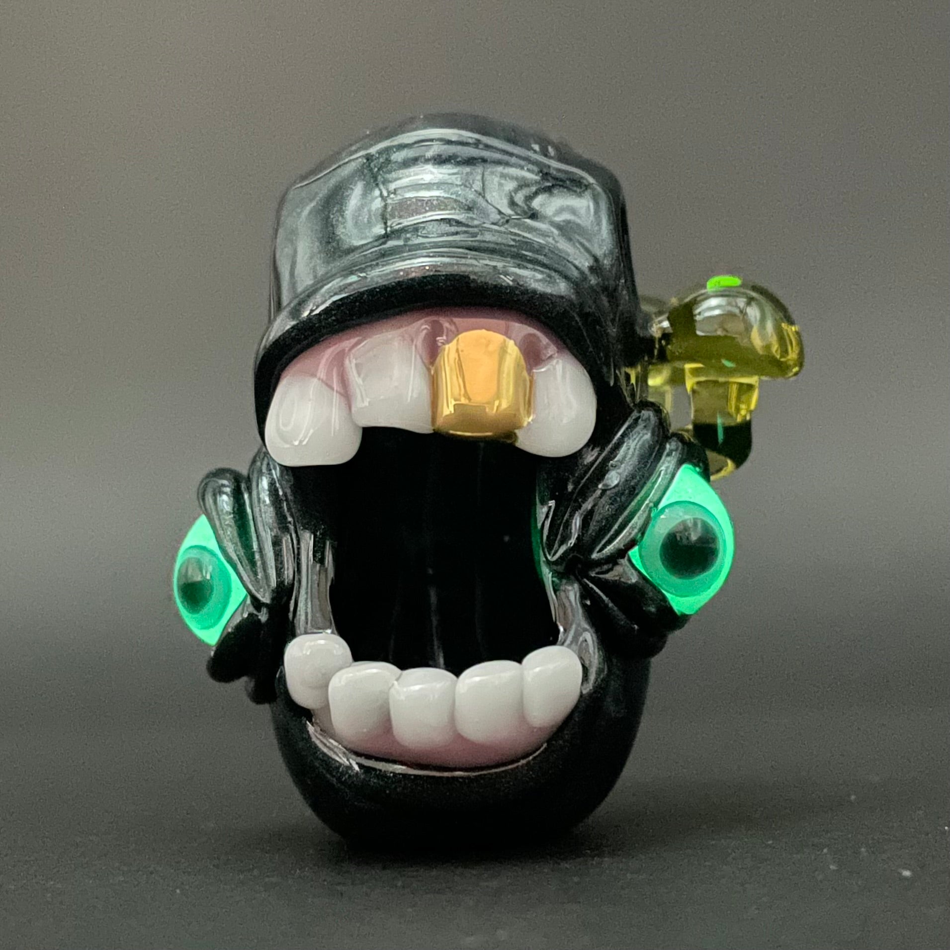 Hand-blown Screaming UV reactive mushroom monster pendant - Leviathan Glass original