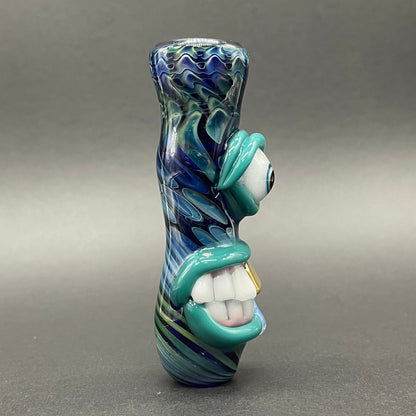 Artisan glass Gold fumed cyclops Chillum - detailed craftsmanship