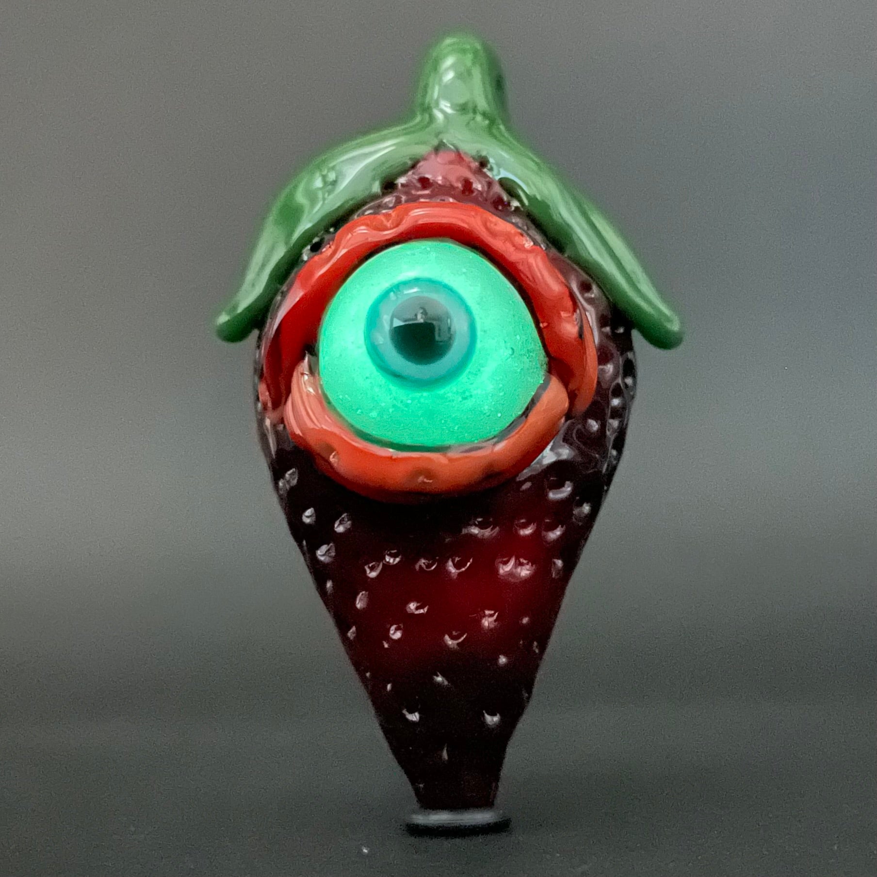 Hand-blown Cyclops strawberry pendant - Leviathan Glass original
