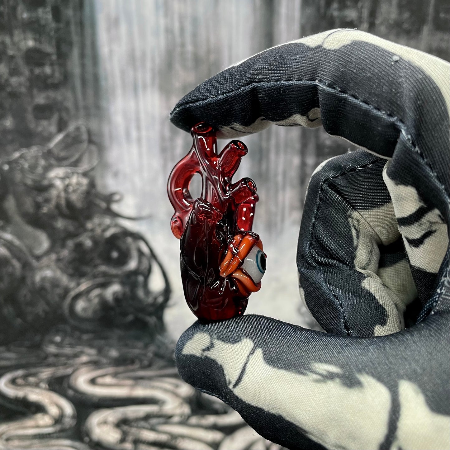 Hand-blown Anatomical cyclops heart pendant - Leviathan Glass original
