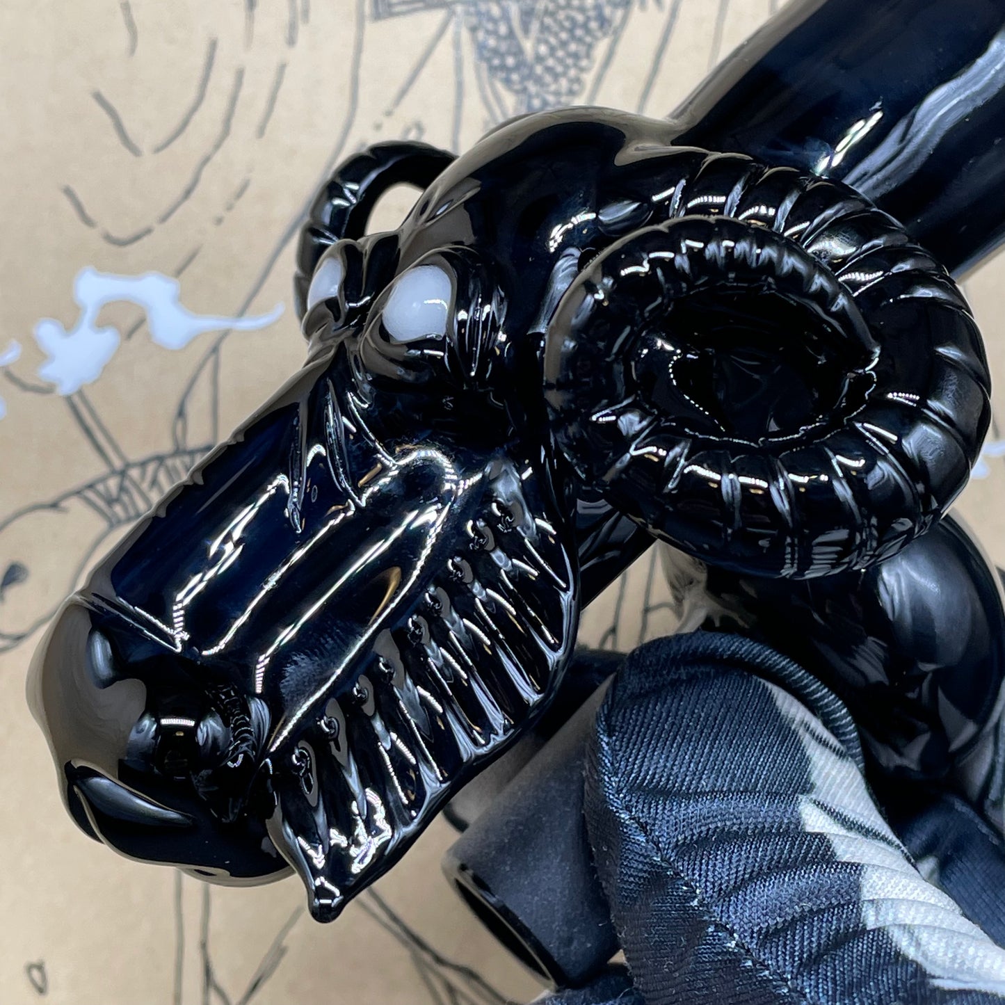 Premium 18mm black Philip dry catch - collectible glass art