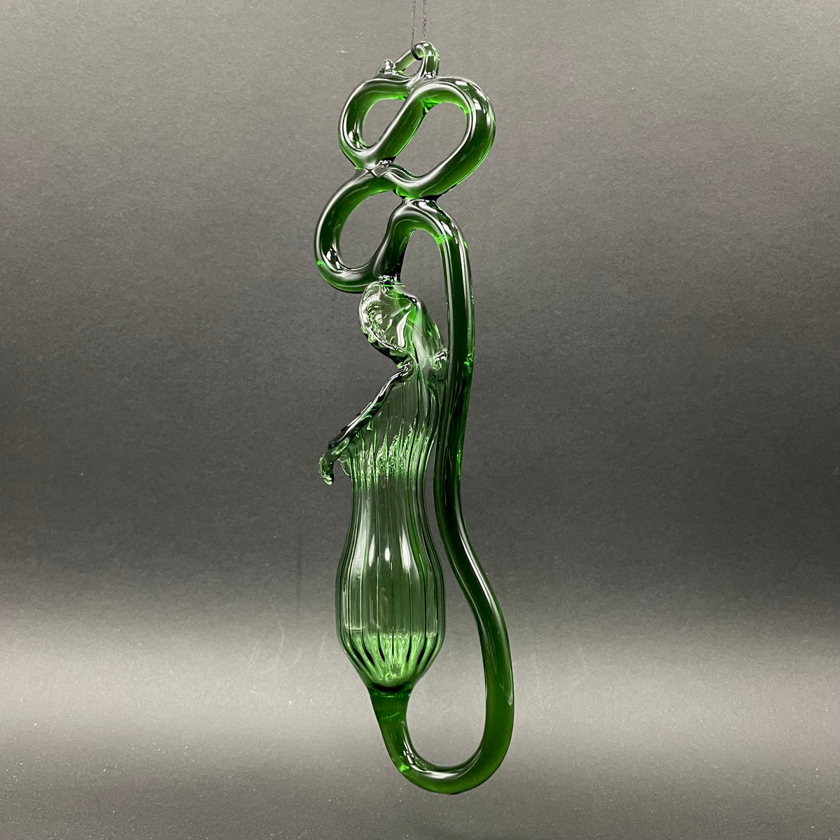 Pitcher plant by Leviathan Glass - artisan detail