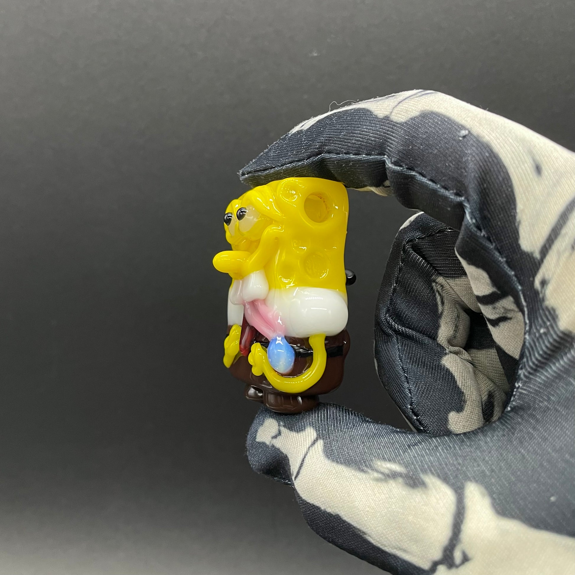 Hand-blown Sponge bob square pants glass pendant - Leviathan Glass original
