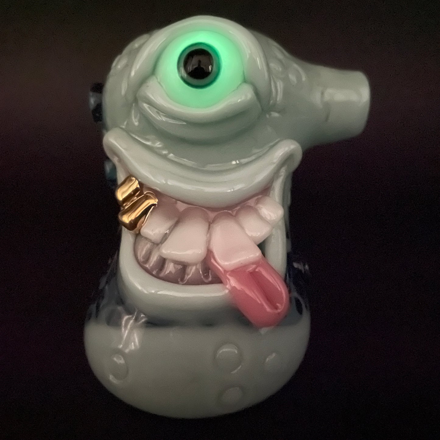 Hand-blown Smiley face bubbler - Leviathan Glass original