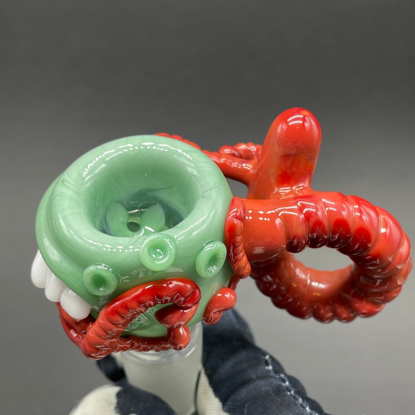 Artisan glass 18mm worm food slide - detailed craftsmanship