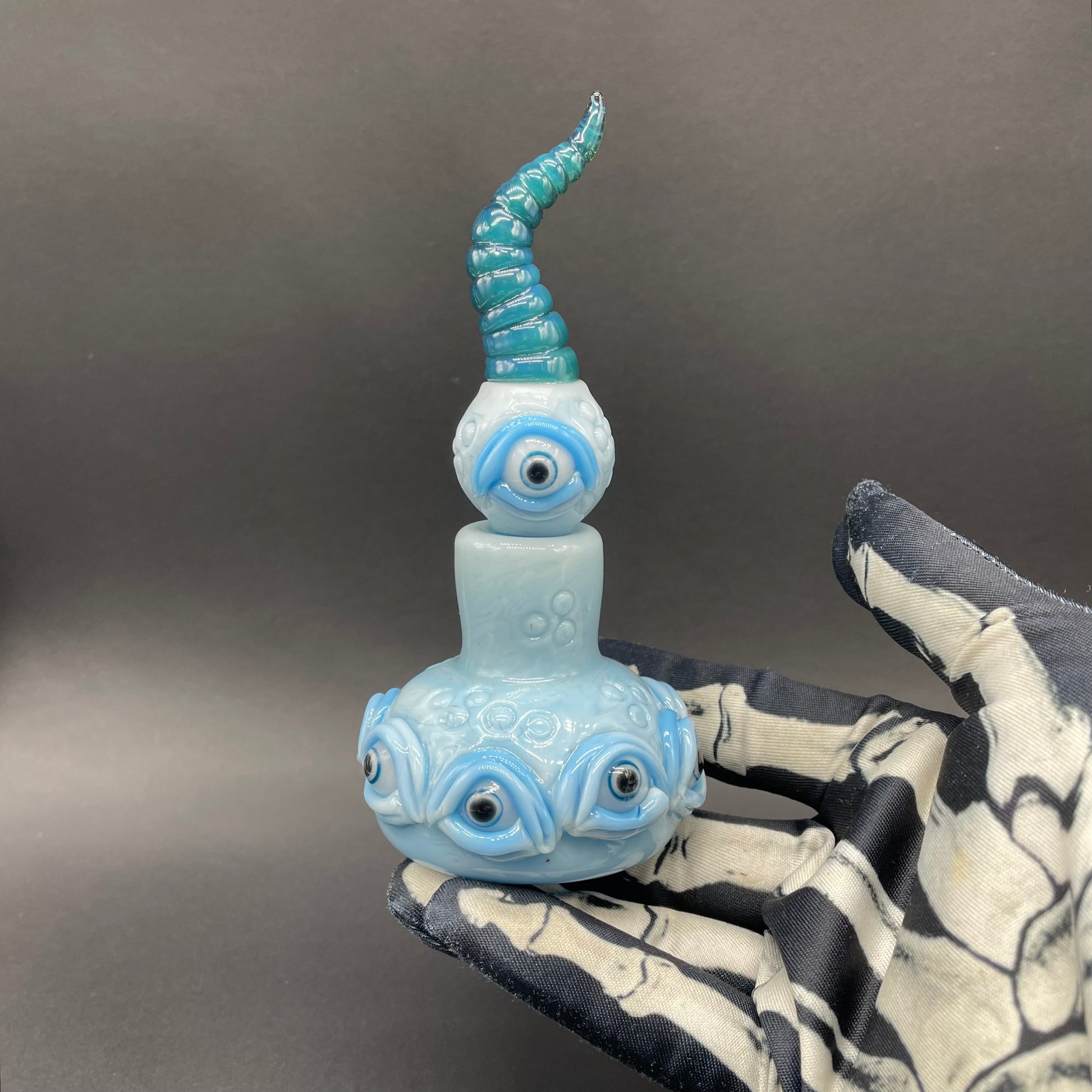 Siberia pensieve craftsmanship - artisan glass work
