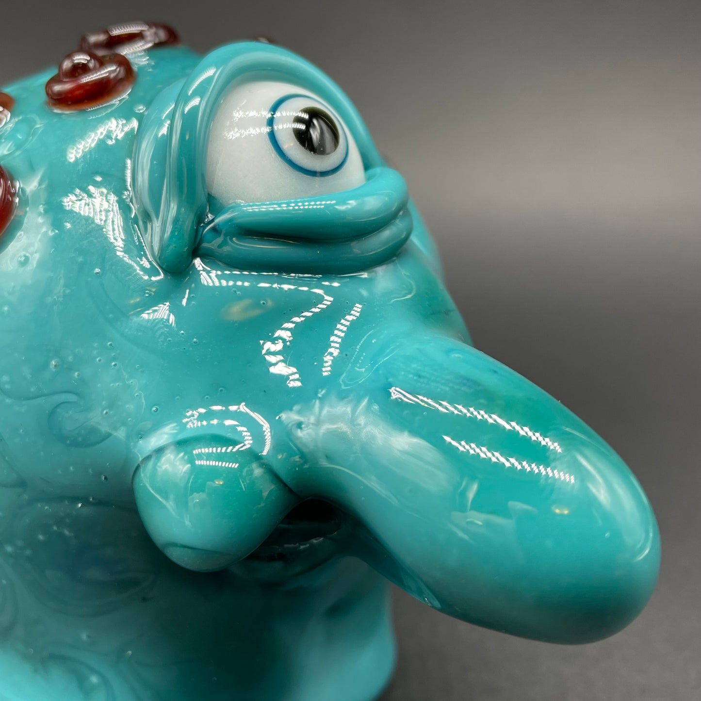 Close-up of Screaming incense burner - handcrafted glass