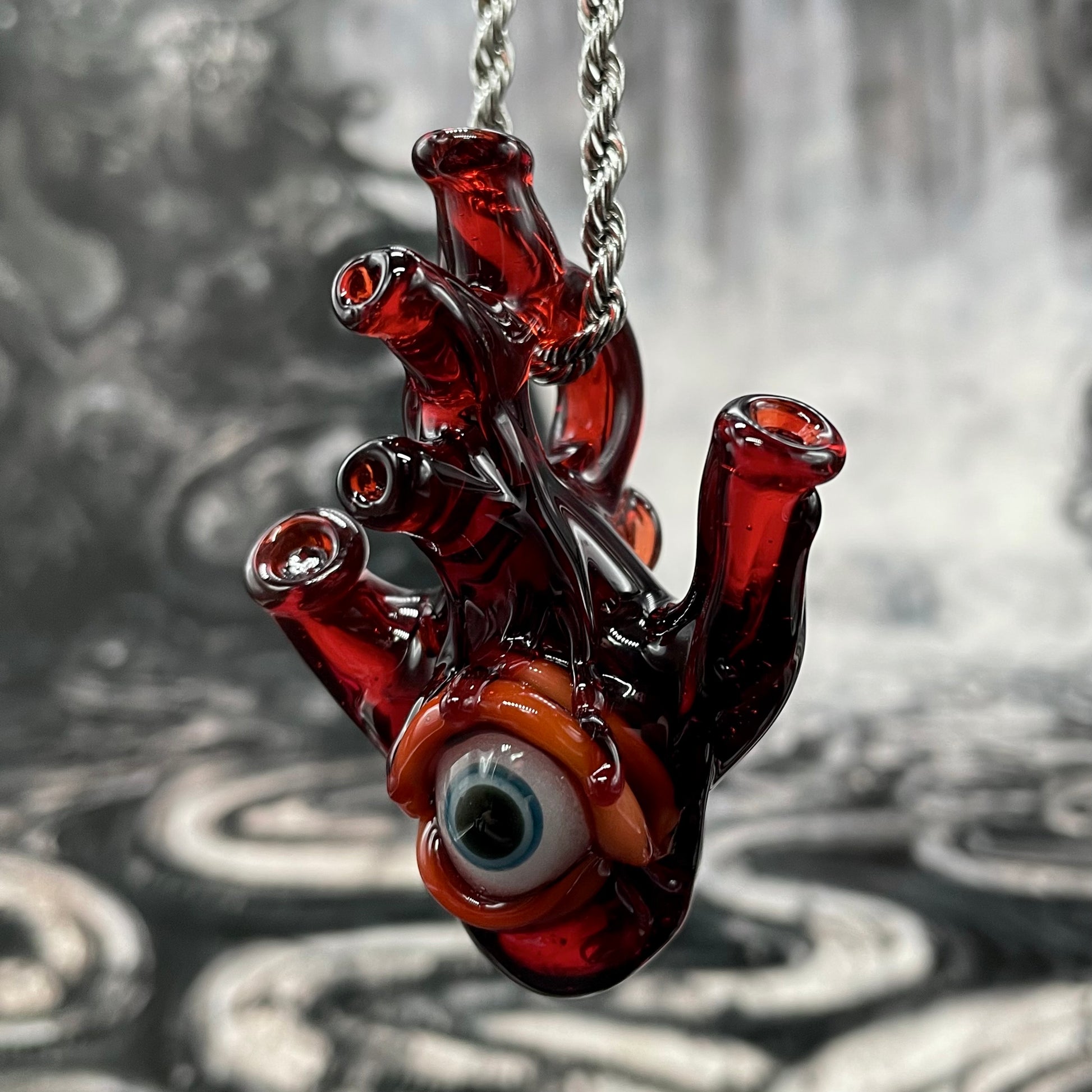 Anatomical cyclops heart pendant by Leviathan Glass - artisan detail