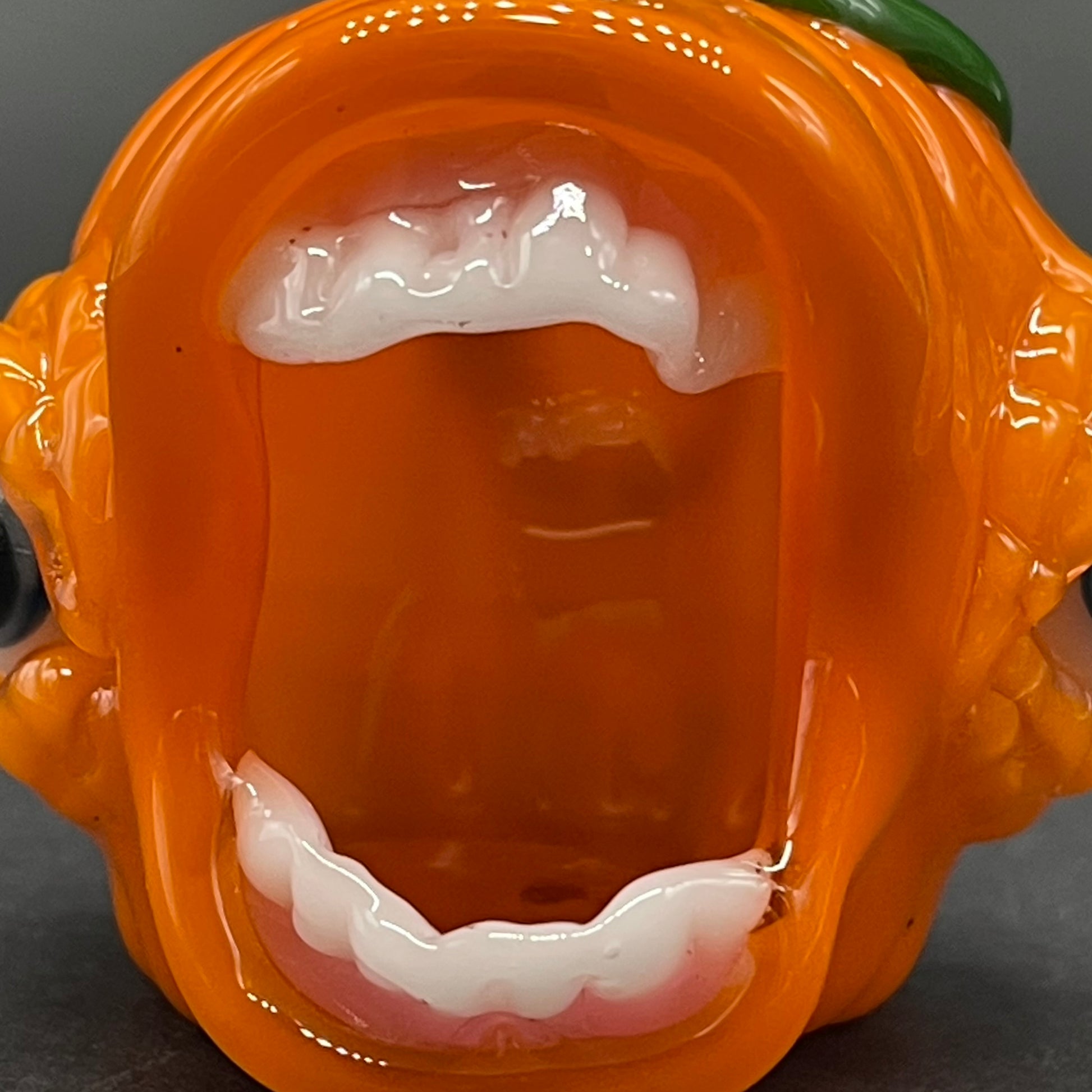 Artisan glass screaming jack-o’-lantern - detailed craftsmanship