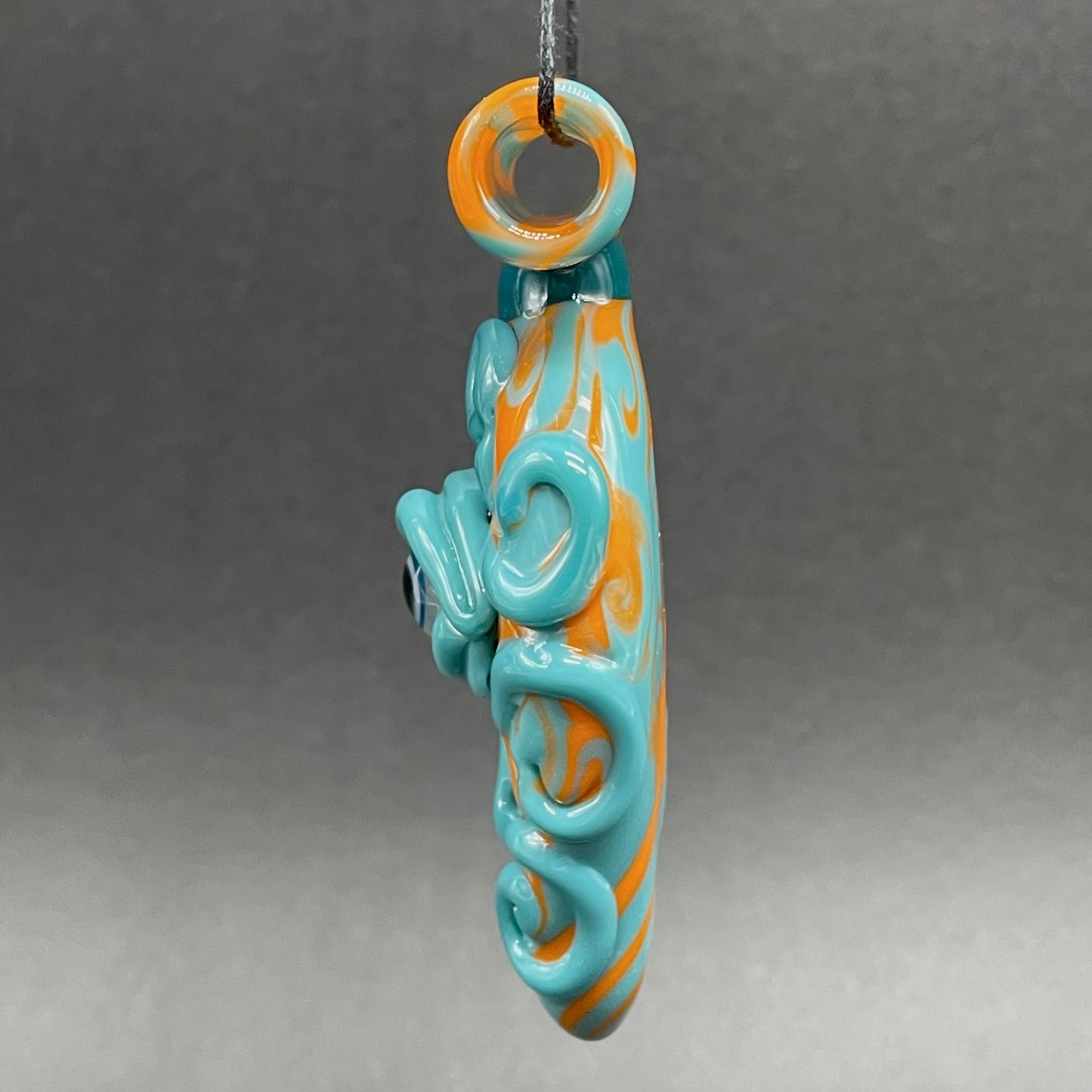 Artisan glass Oculus tentacle pendant - detailed craftsmanship