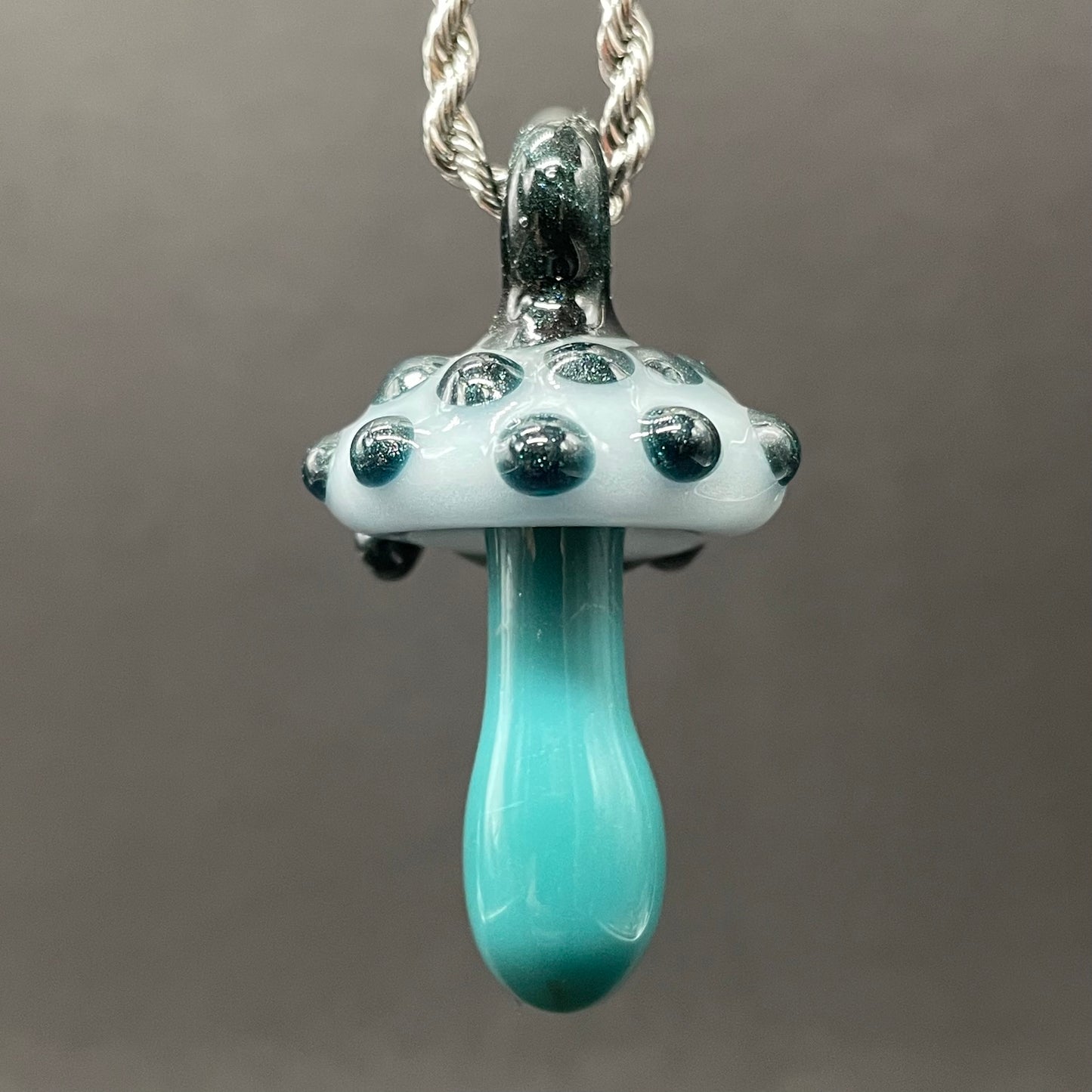 Cyclops mushroom pendant by Leviathan Glass - artisan detail