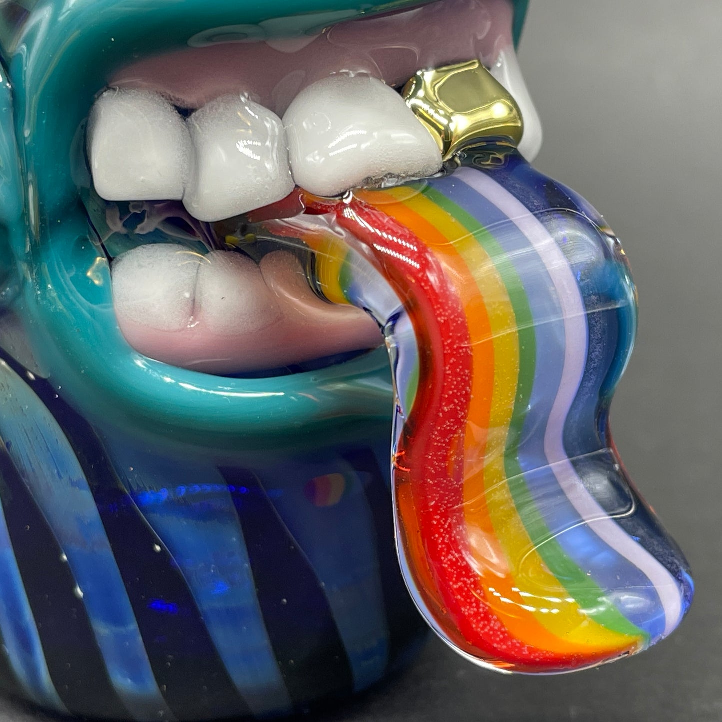 Leviathan Glass Hand blown kool AID tongue shot glass with gold tooth - hand-blown art