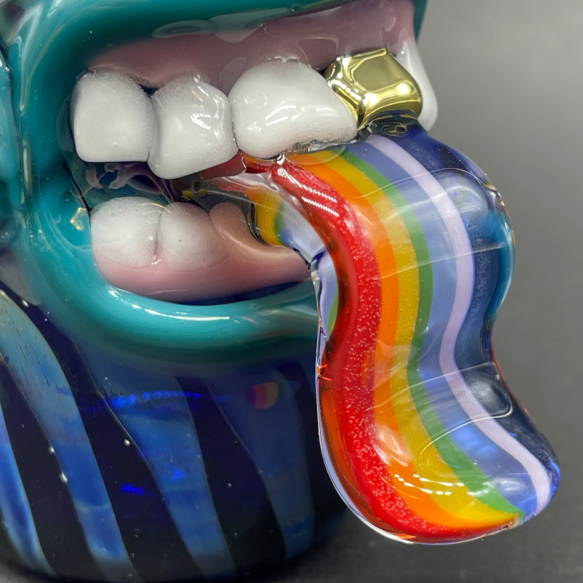 Leviathan Glass Hand blown kool AID tongue shot glass with gold tooth - hand-blown art