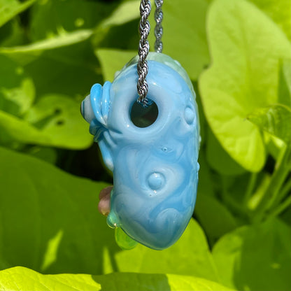 Artisan glass Two headaches are better than one - detailed craftsmanship