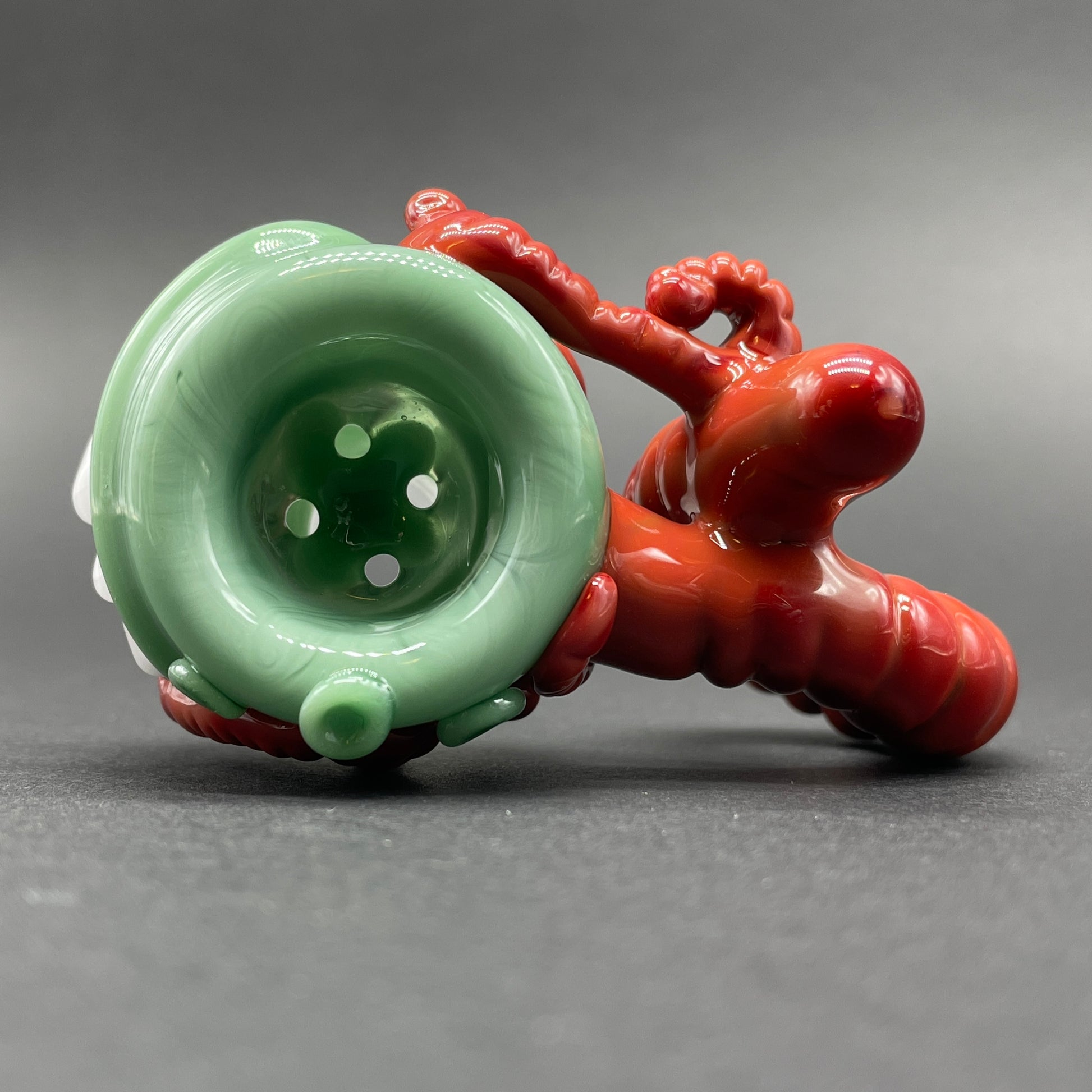 18mm worm food slide by Leviathan Glass - artisan detail